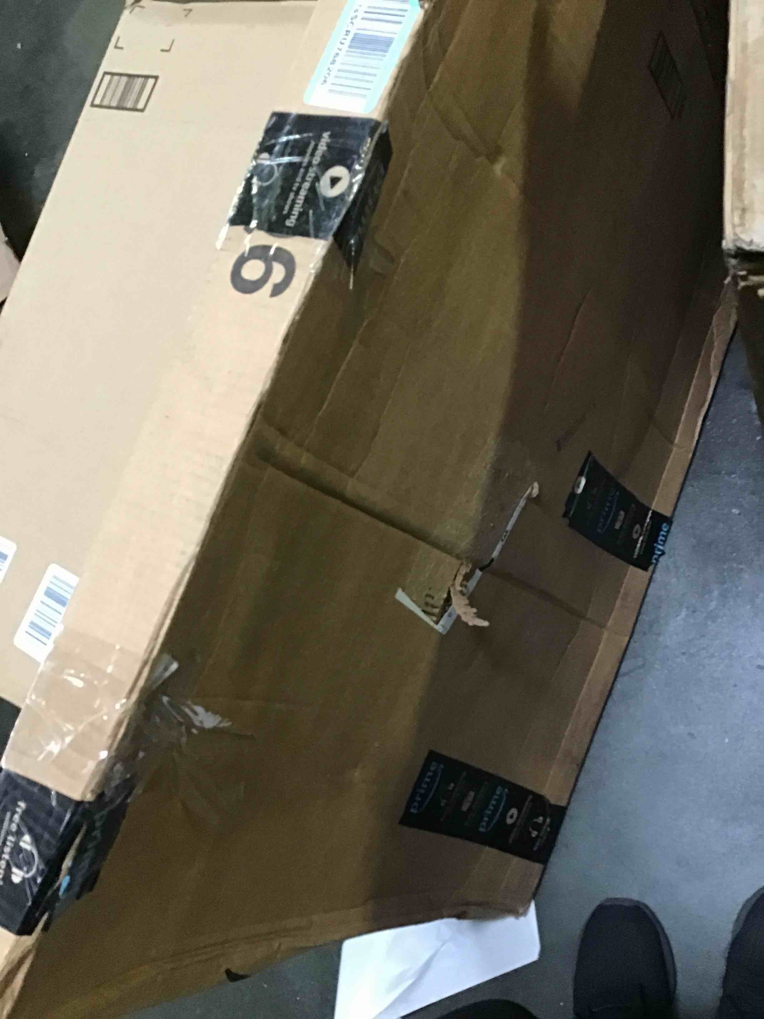 https://s3.amazonaws.com/lotting-images-prod/bidfta/GRN4970069_1686859218384.jpeg