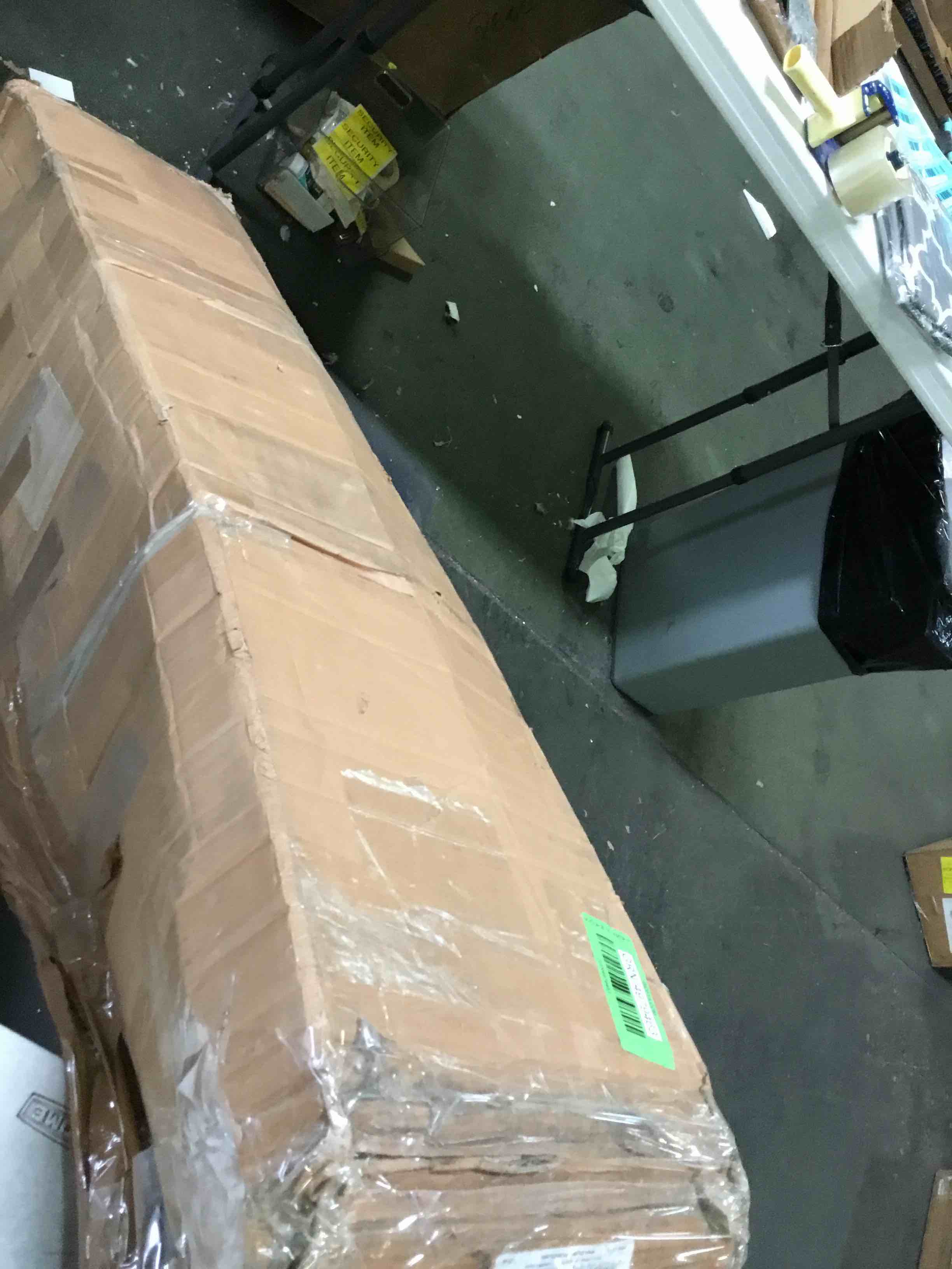 https://s3.amazonaws.com/lotting-images-prod/bidfta/GRN4979463_1686852335182.jpeg