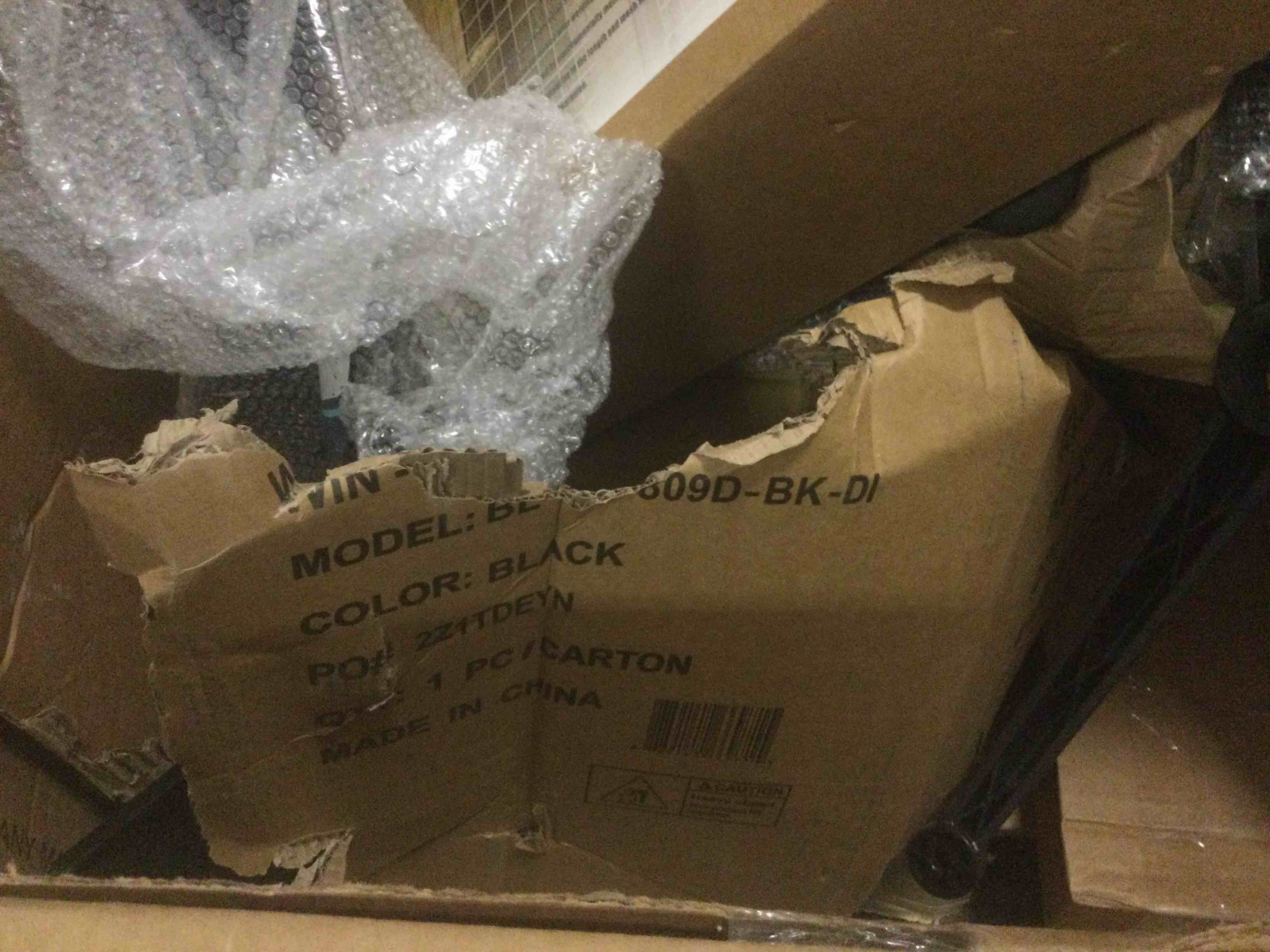 https://s3.amazonaws.com/lotting-images-prod/bidfta/GRN4997226_1686057848310.jpeg