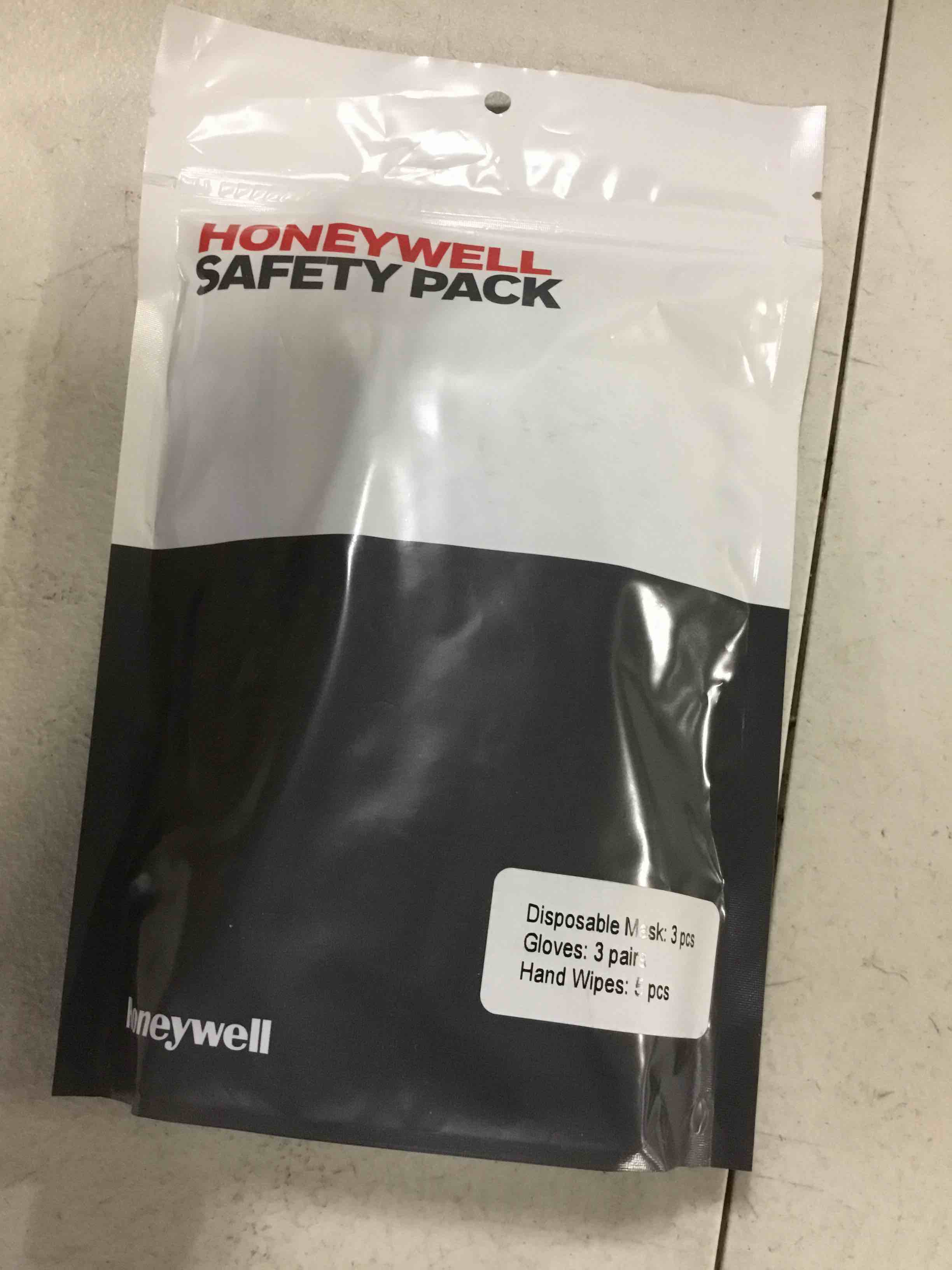 https://s3.amazonaws.com/lotting-images-prod/bidfta/GRN5013571_1685448103197.jpeg