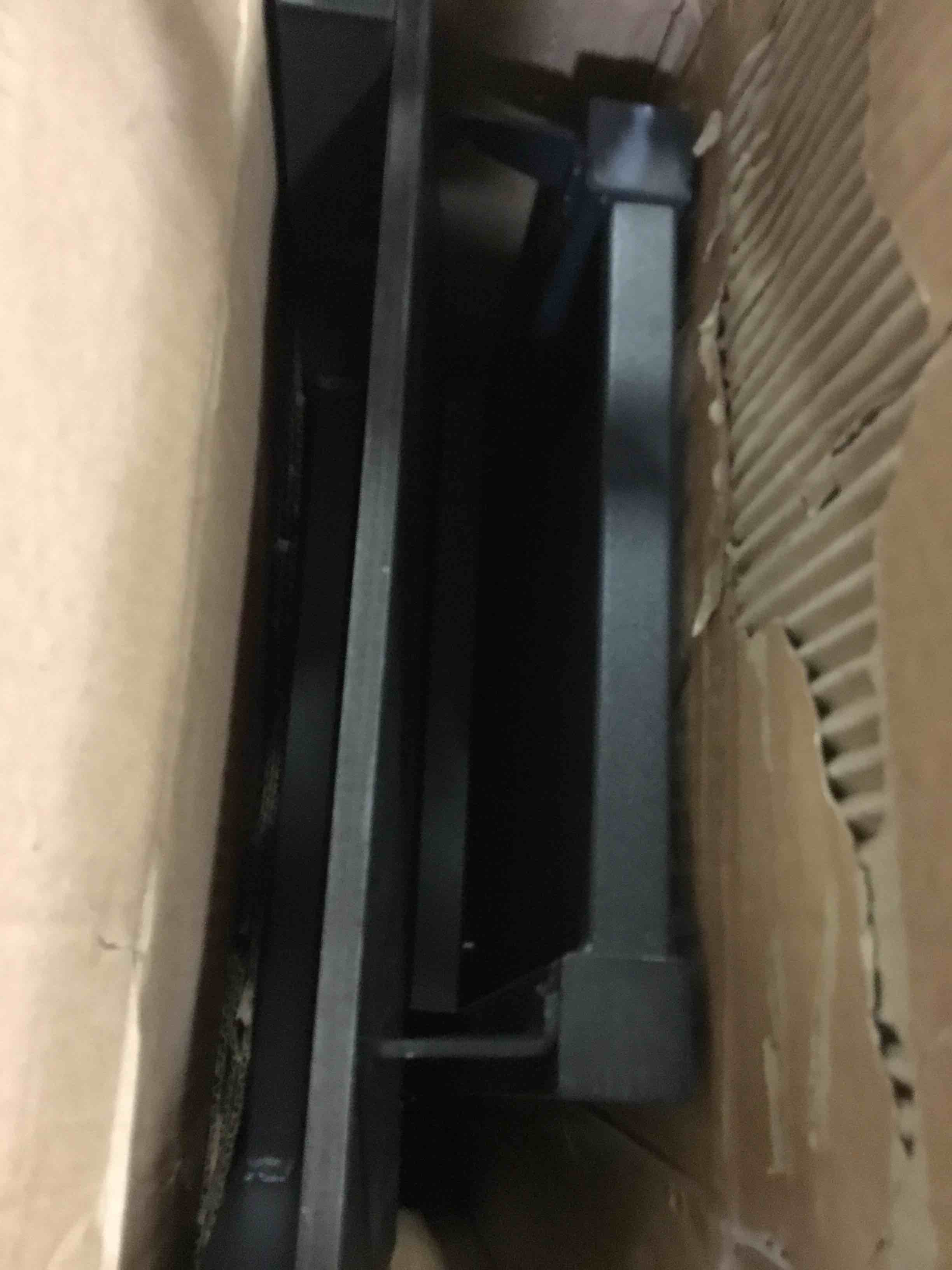 https://s3.amazonaws.com/lotting-images-prod/bidfta/GRN5014382_1685712081580.jpeg