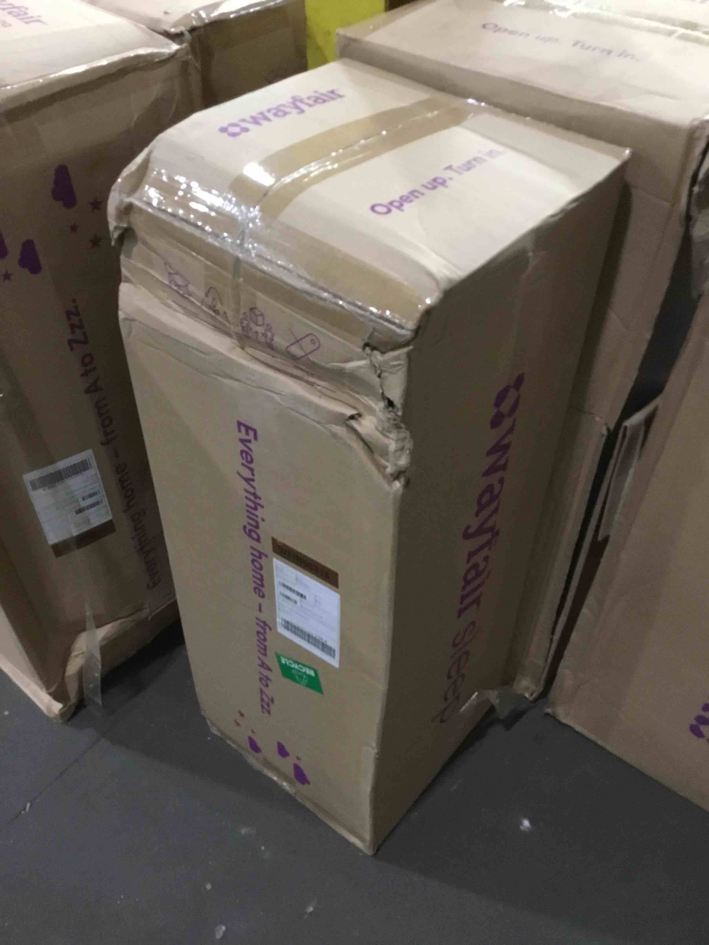https://s3.amazonaws.com/lotting-images-prod/bidfta/GRN5019592_1693935874685.jpeg
