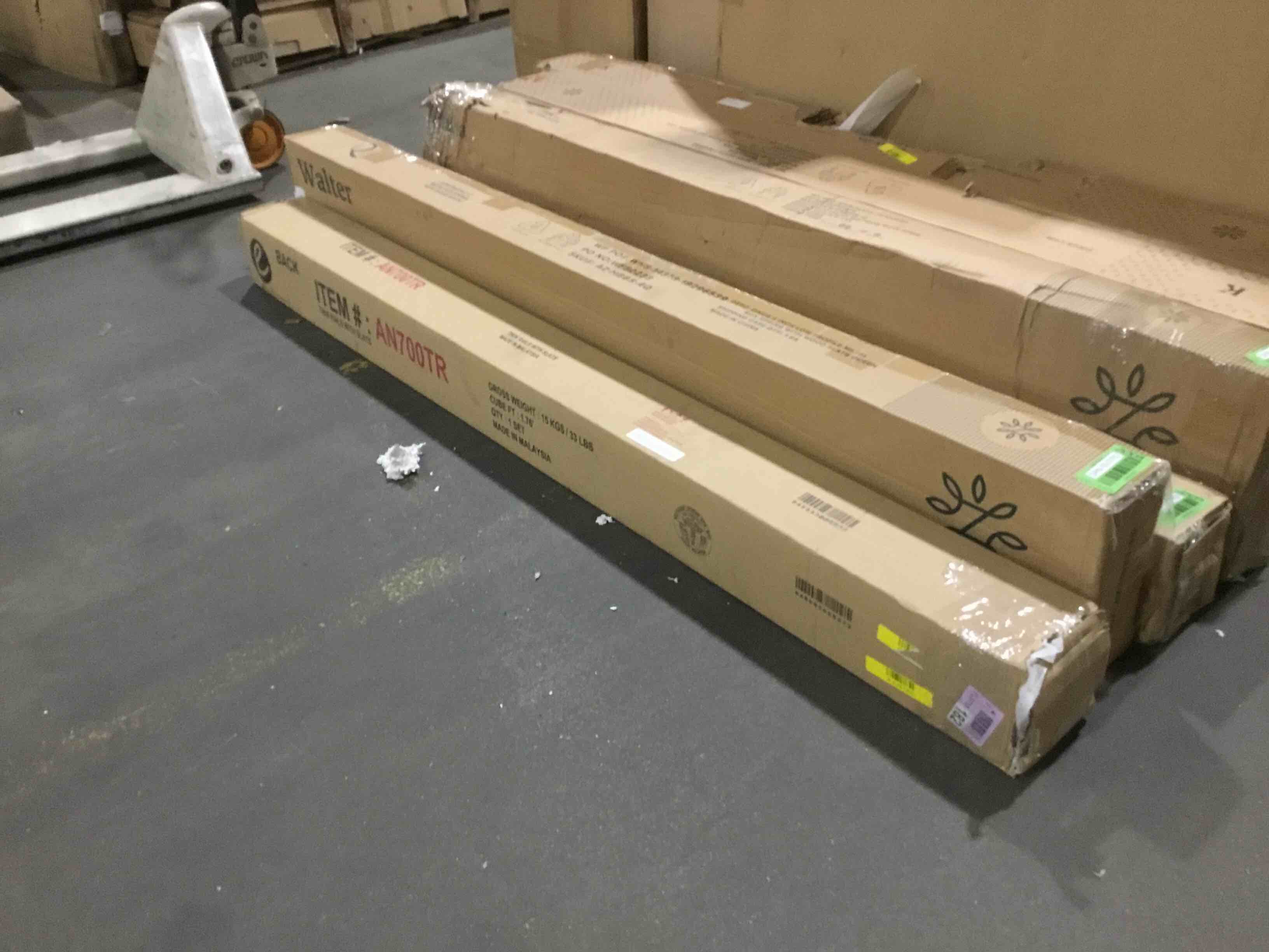 https://s3.amazonaws.com/lotting-images-prod/bidfta/GRN5019761_1694448304103.jpeg