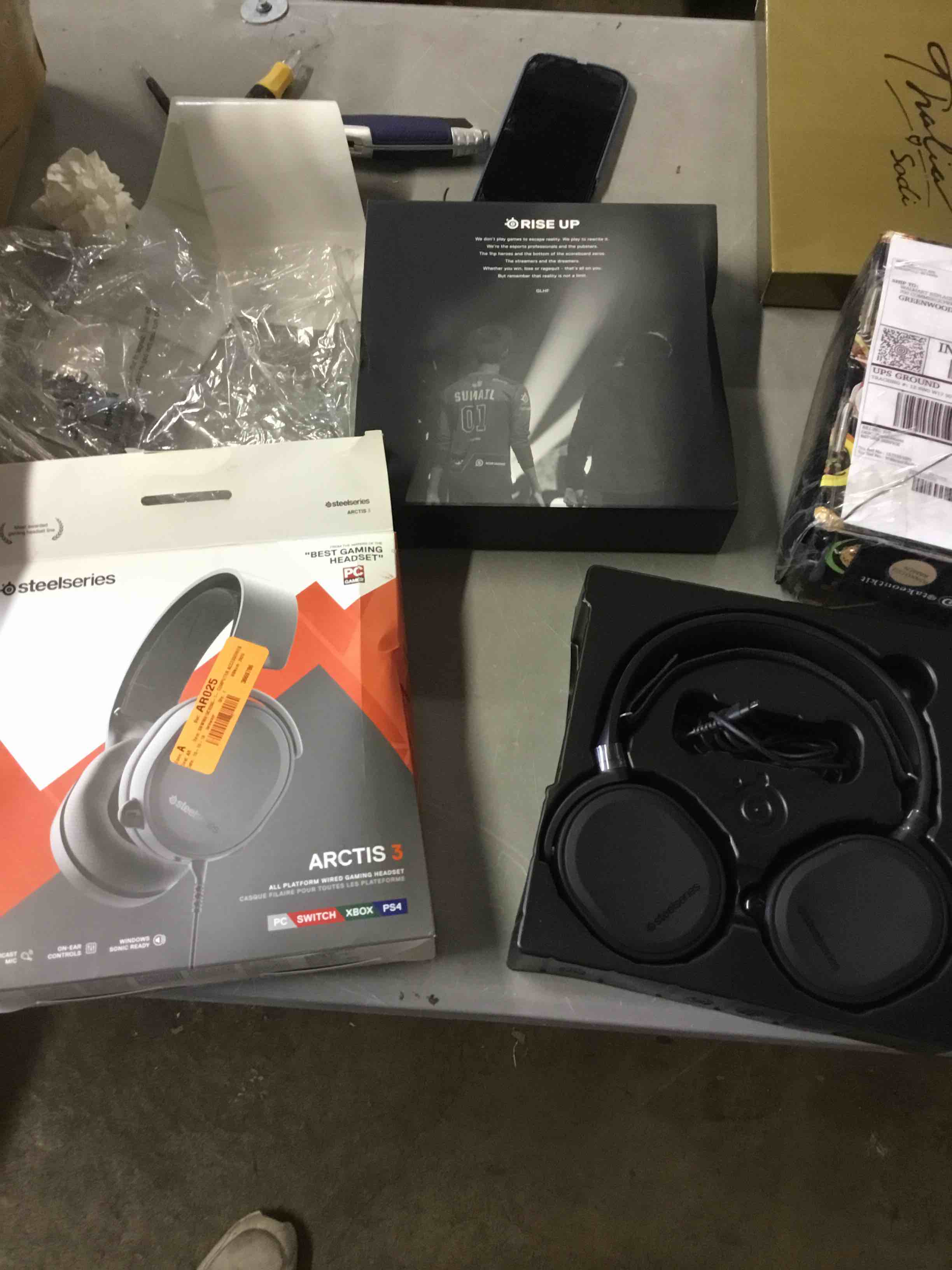 https://s3.amazonaws.com/lotting-images-prod/bidfta/GRN5024845_1686665779928.jpeg