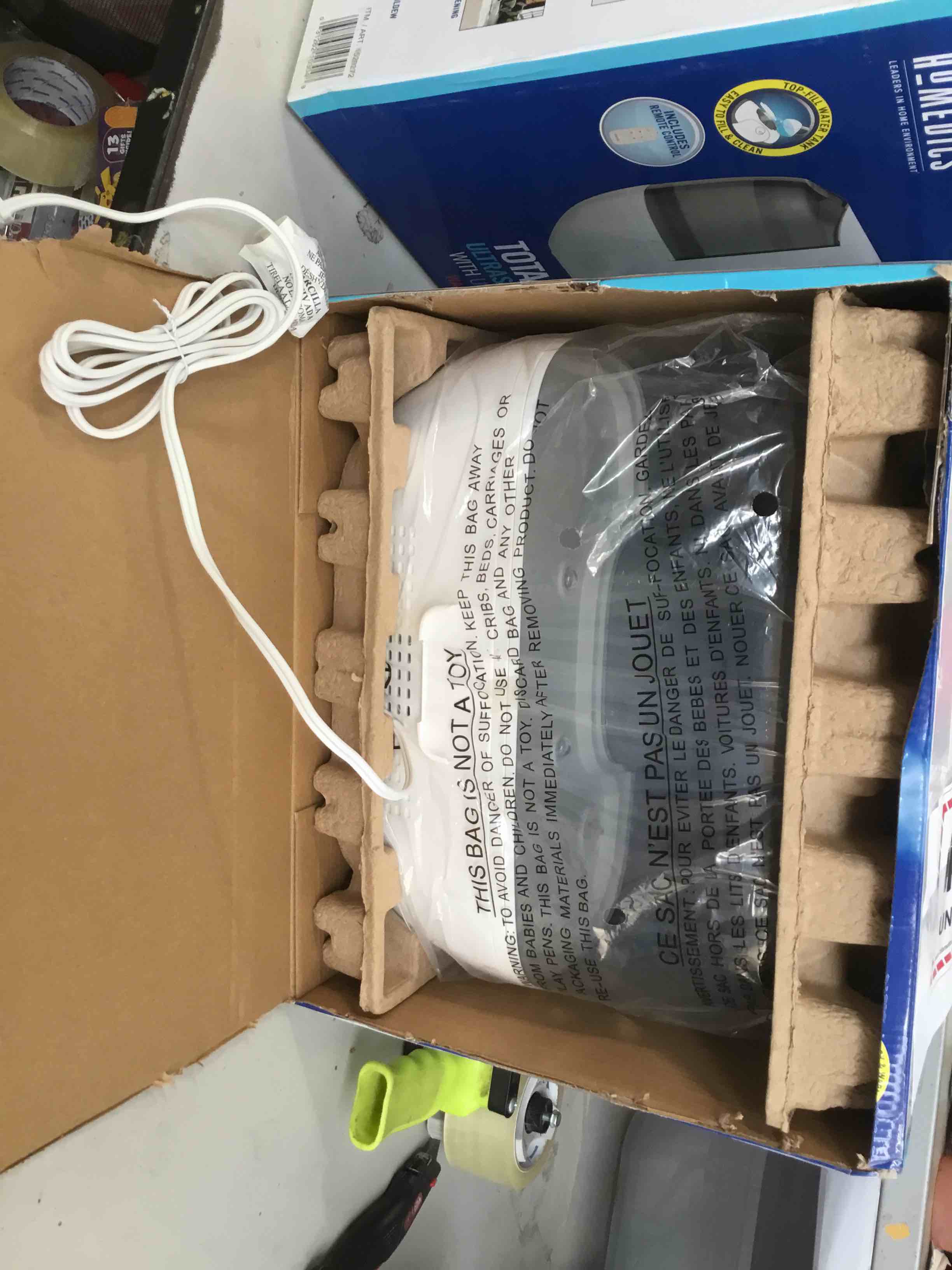 https://s3.amazonaws.com/lotting-images-prod/bidfta/GRN5033462_1686314579472.jpeg