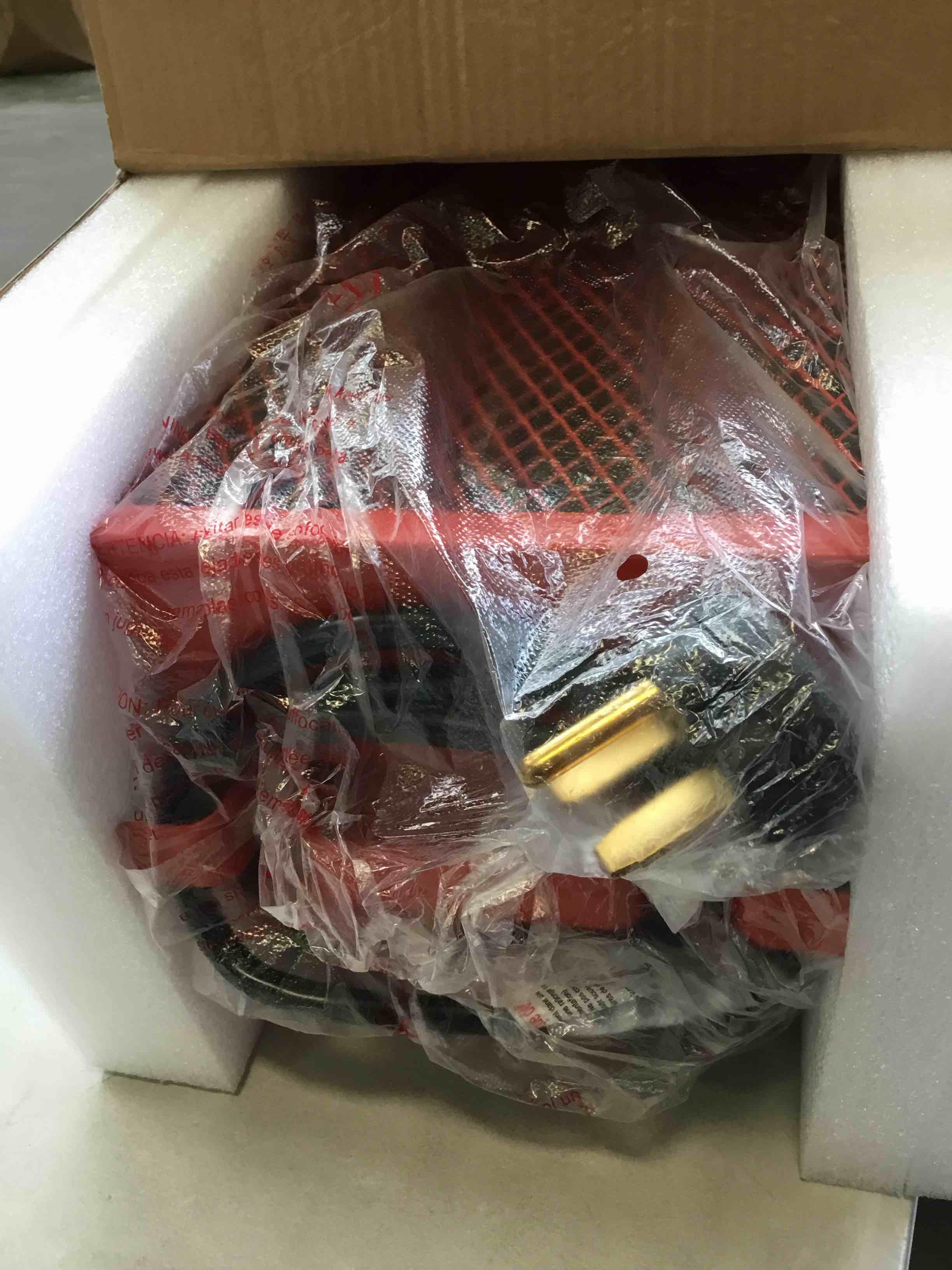 https://s3.amazonaws.com/lotting-images-prod/bidfta/GRN5036432_1689961834190.jpeg