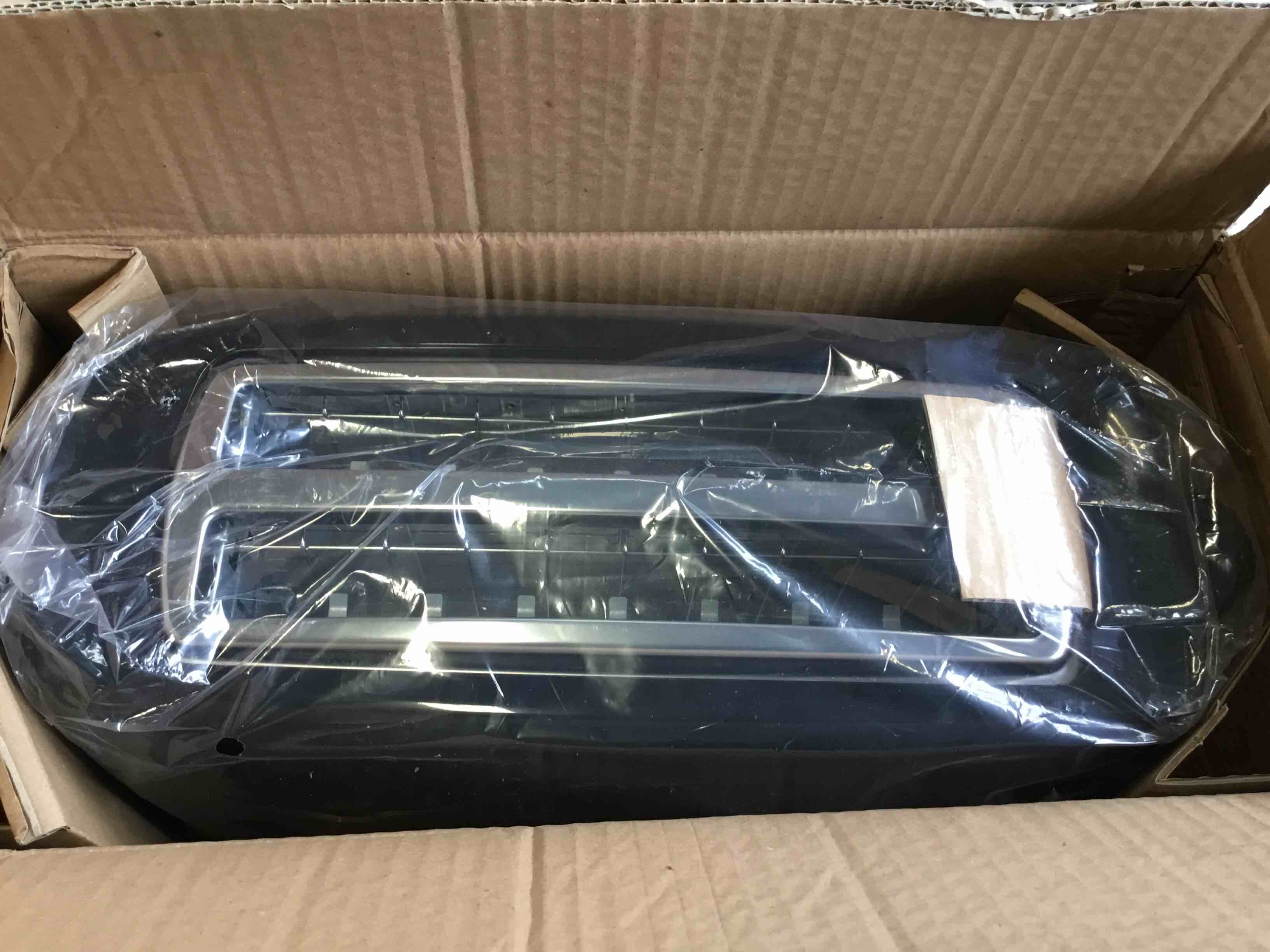 https://s3.amazonaws.com/lotting-images-prod/bidfta/GRN5036451_1689967061791.jpeg