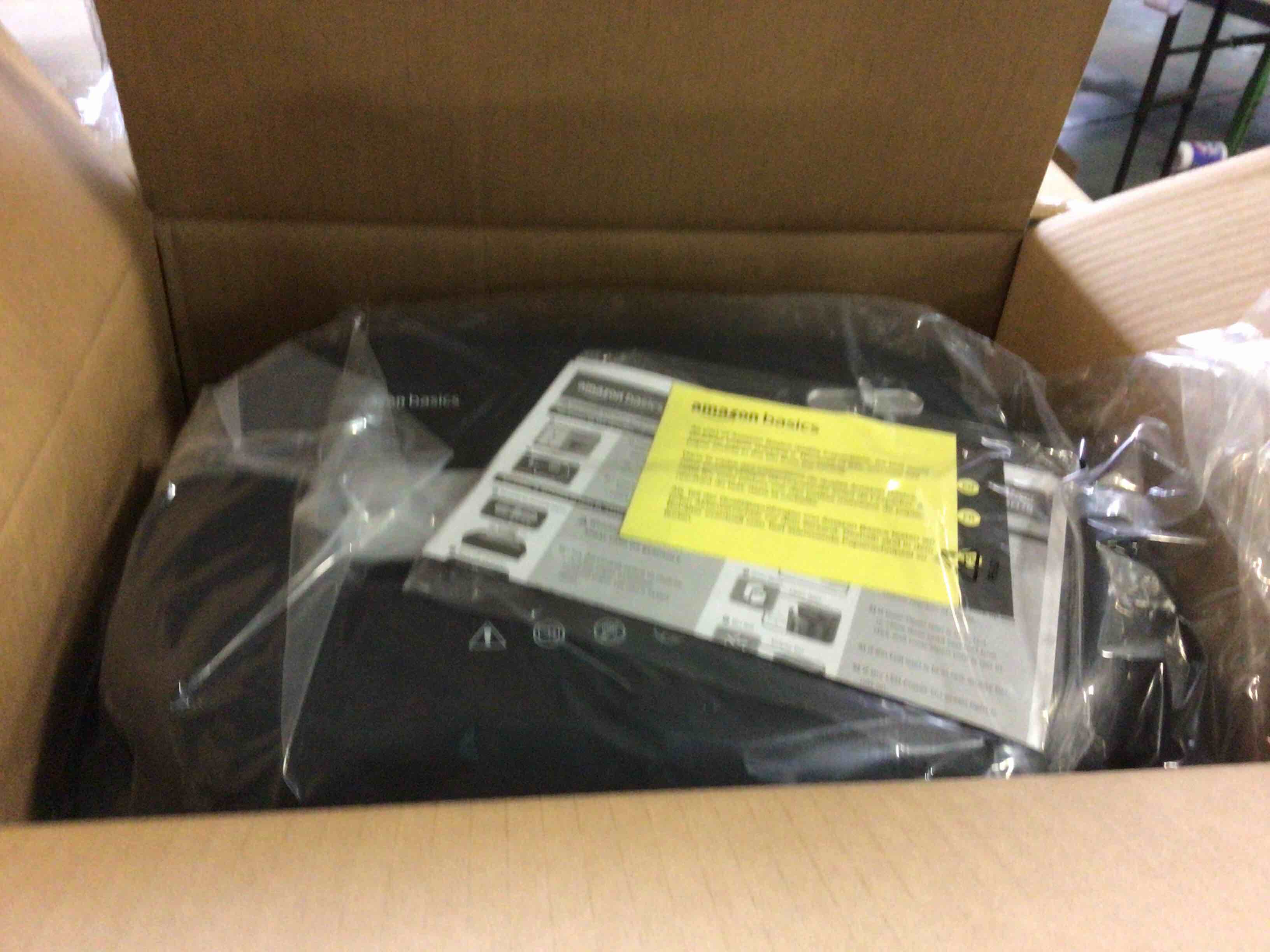 https://s3.amazonaws.com/lotting-images-prod/bidfta/GRN5047422_1692016257226.jpeg
