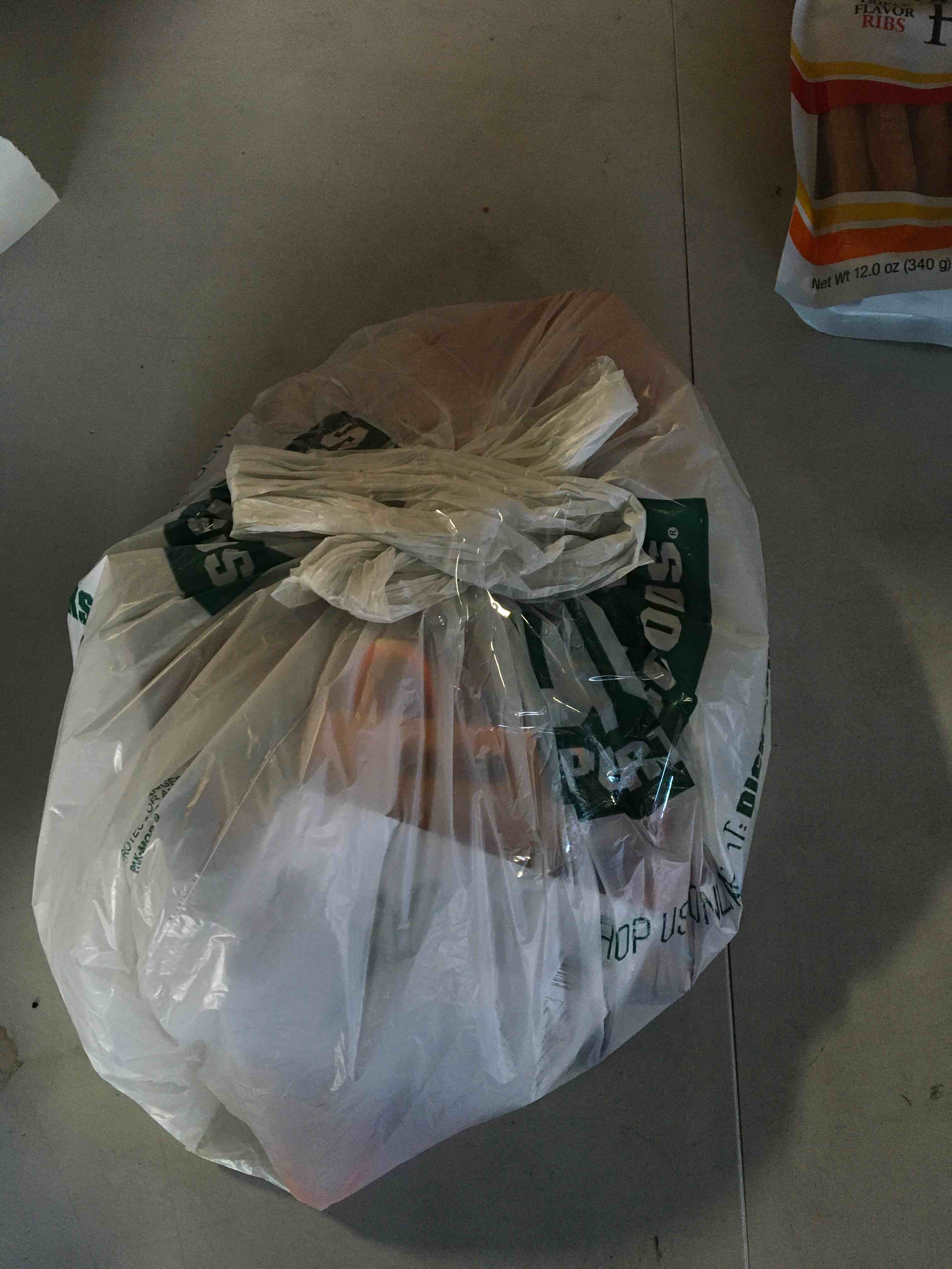 https://s3.amazonaws.com/lotting-images-prod/bidfta/GRN5047997_1698152458620.jpeg