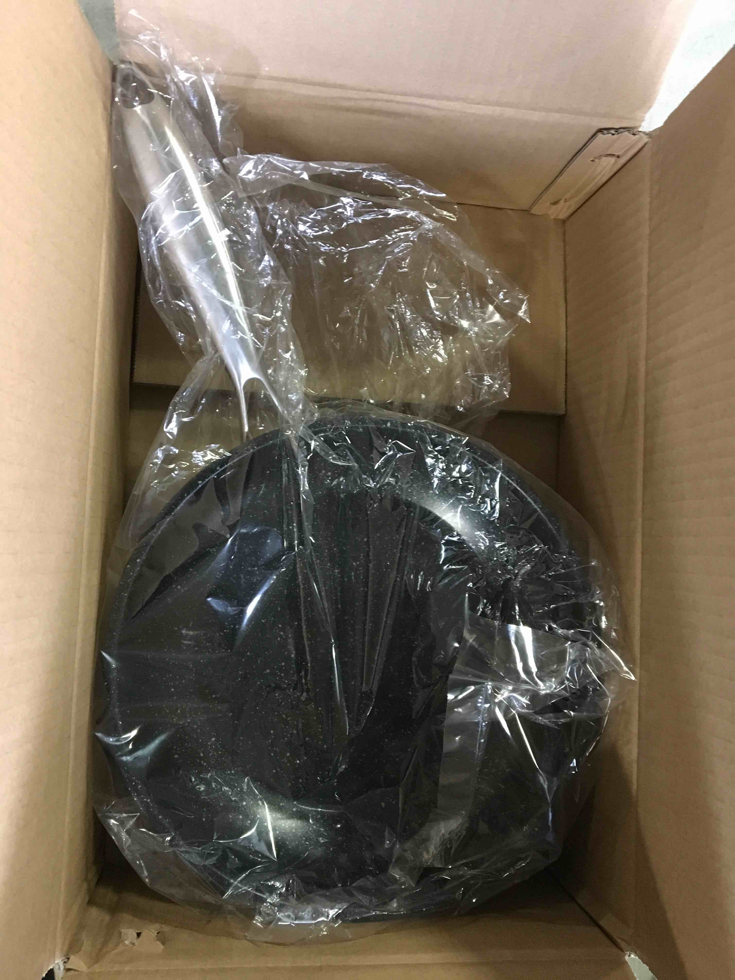https://s3.amazonaws.com/lotting-images-prod/bidfta/GRN5048422_1698255624000.jpeg