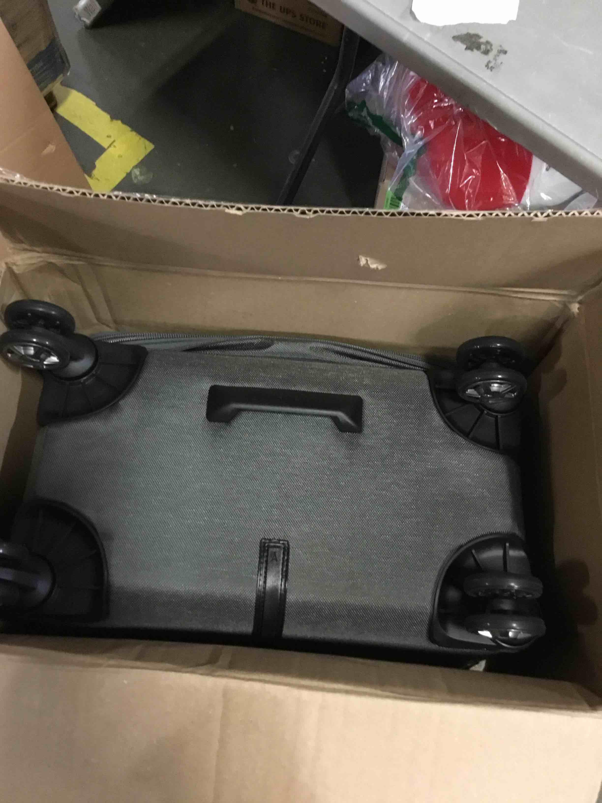 https://s3.amazonaws.com/lotting-images-prod/bidfta/GRN5051337_1699547343348.jpeg
