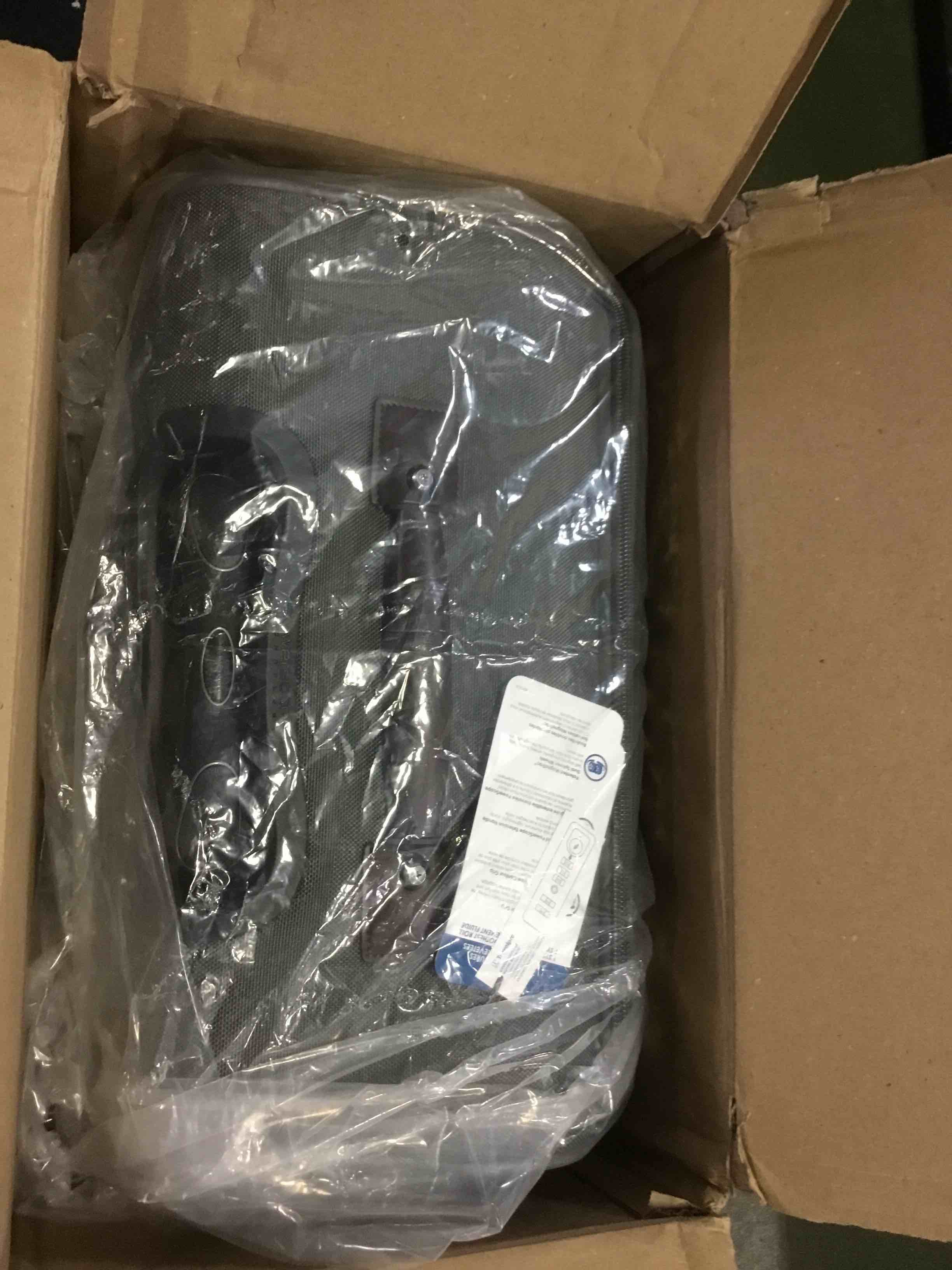 https://s3.amazonaws.com/lotting-images-prod/bidfta/GRN5051337_1699547372358.jpeg