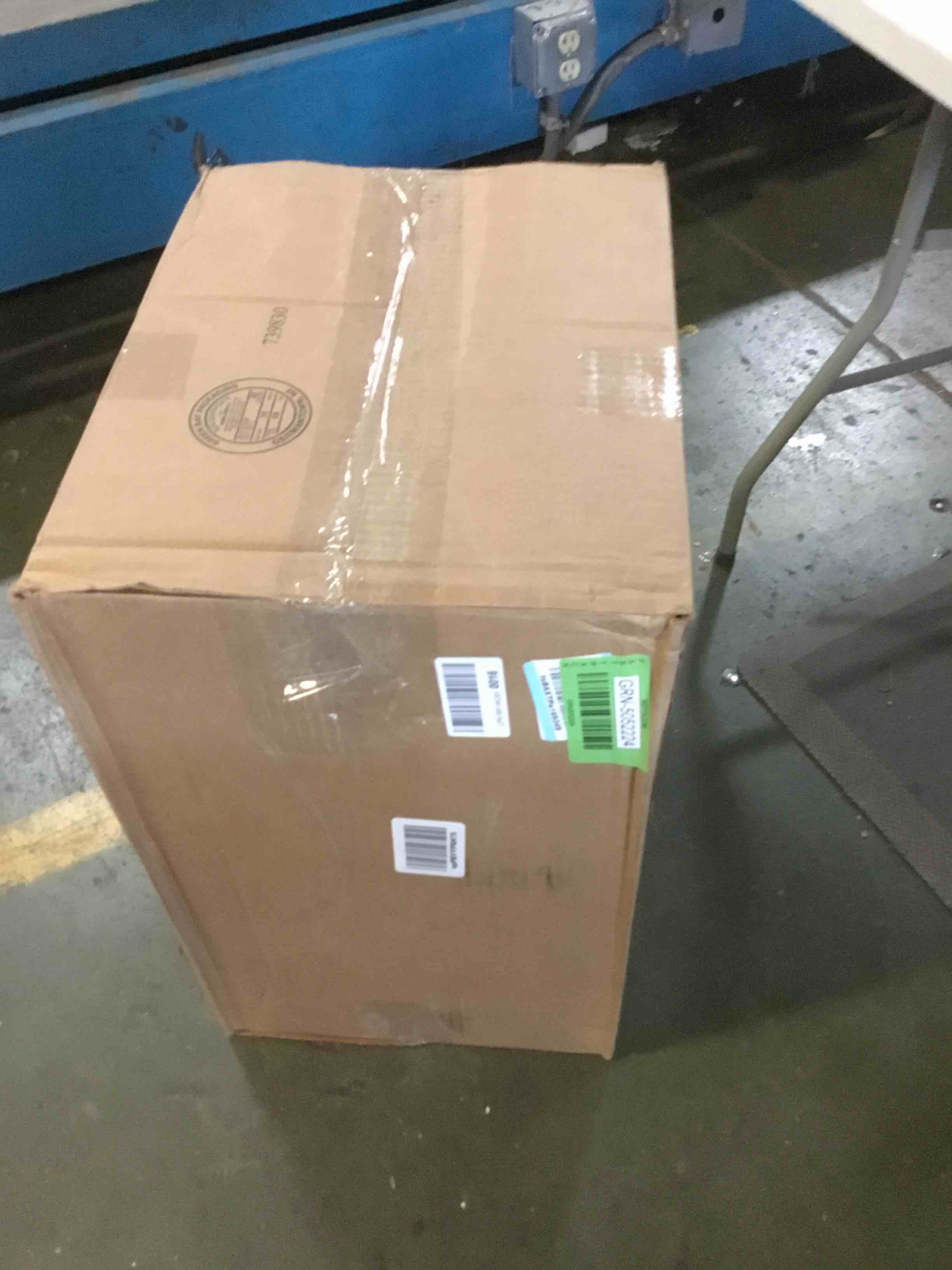 https://s3.amazonaws.com/lotting-images-prod/bidfta/GRN5052224_1700145283297.jpeg