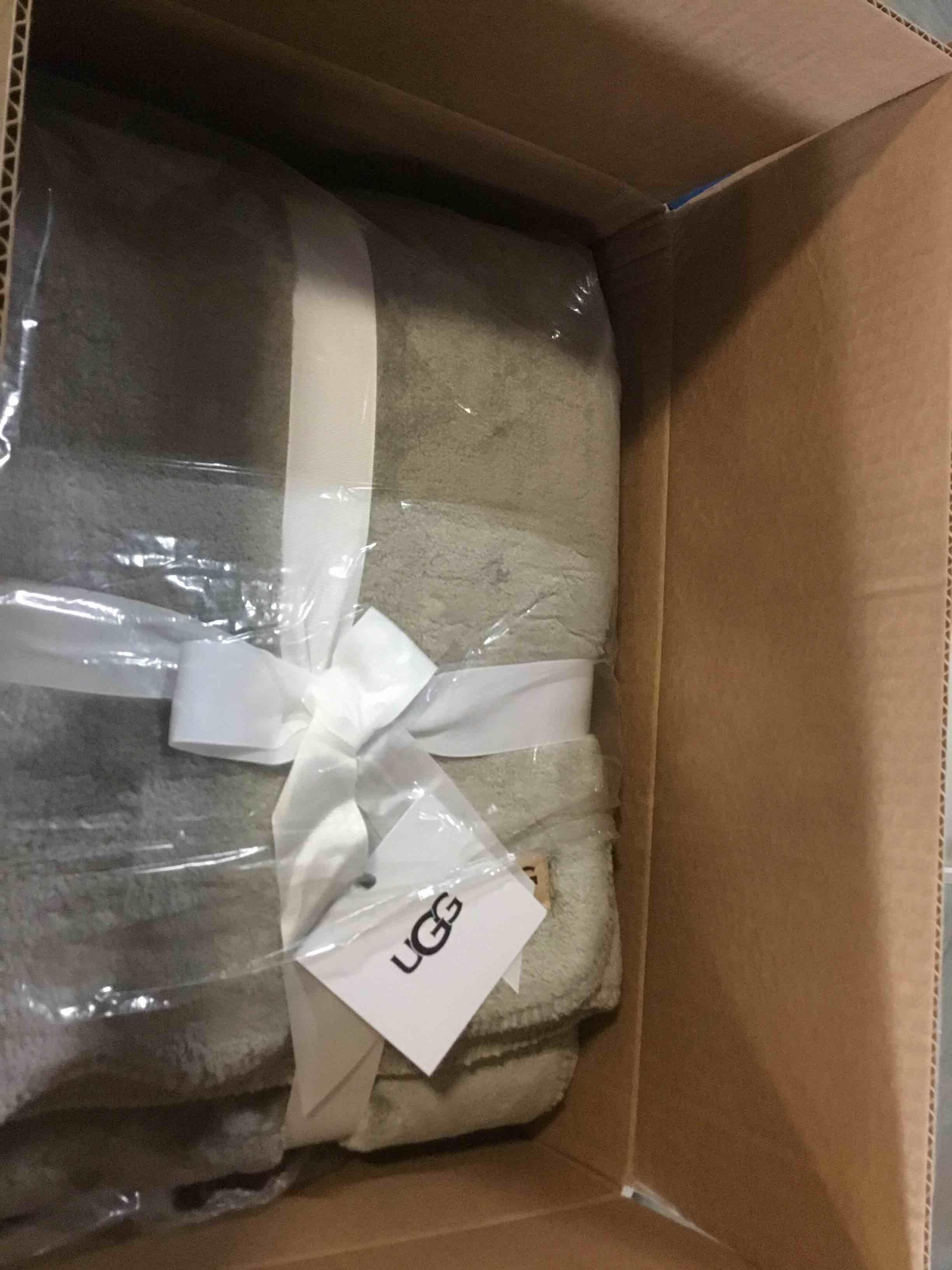 https://s3.amazonaws.com/lotting-images-prod/bidfta/GRN5052227_1700145657413.jpeg