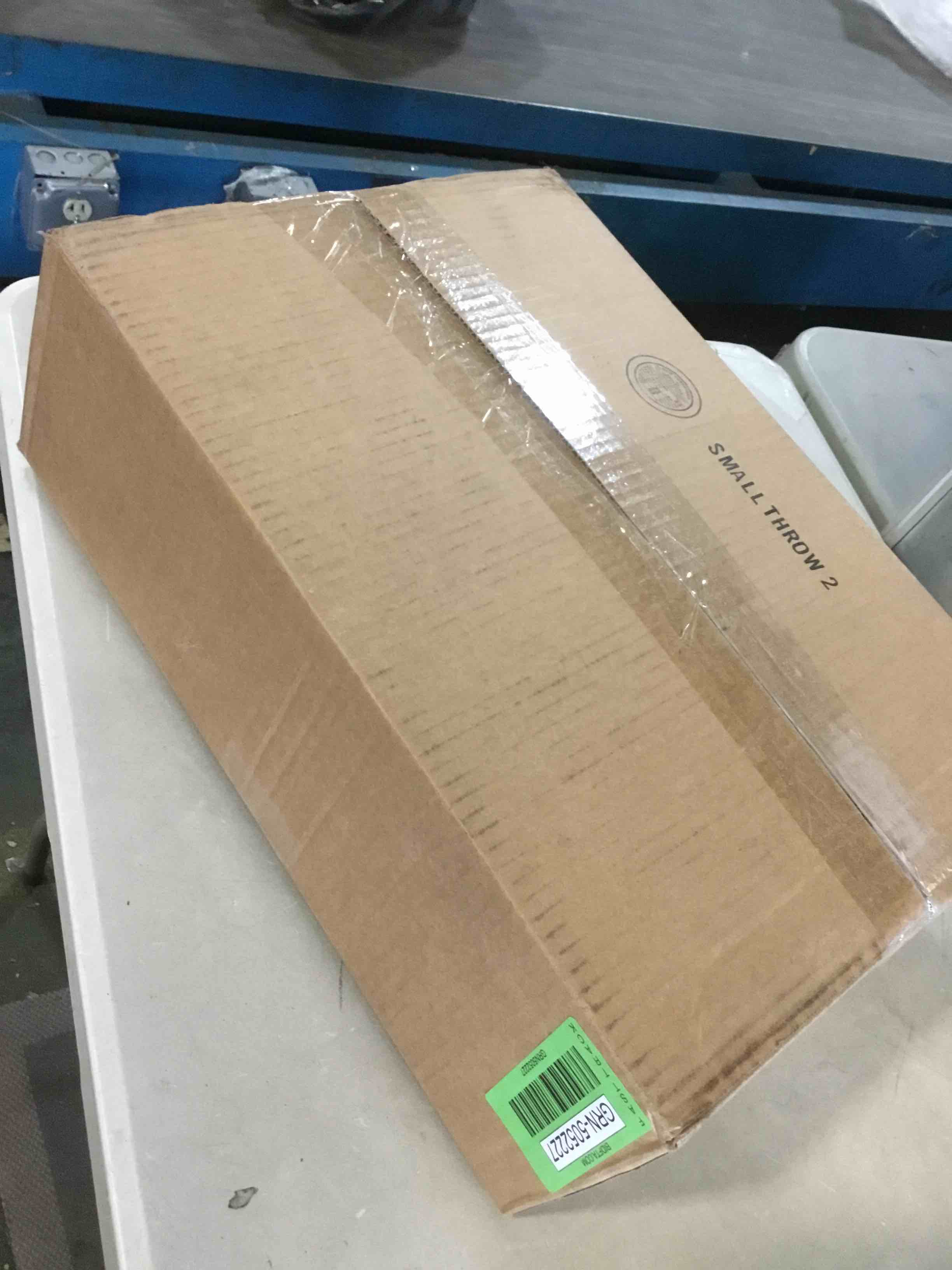 https://s3.amazonaws.com/lotting-images-prod/bidfta/GRN5052227_1700145794927.jpeg