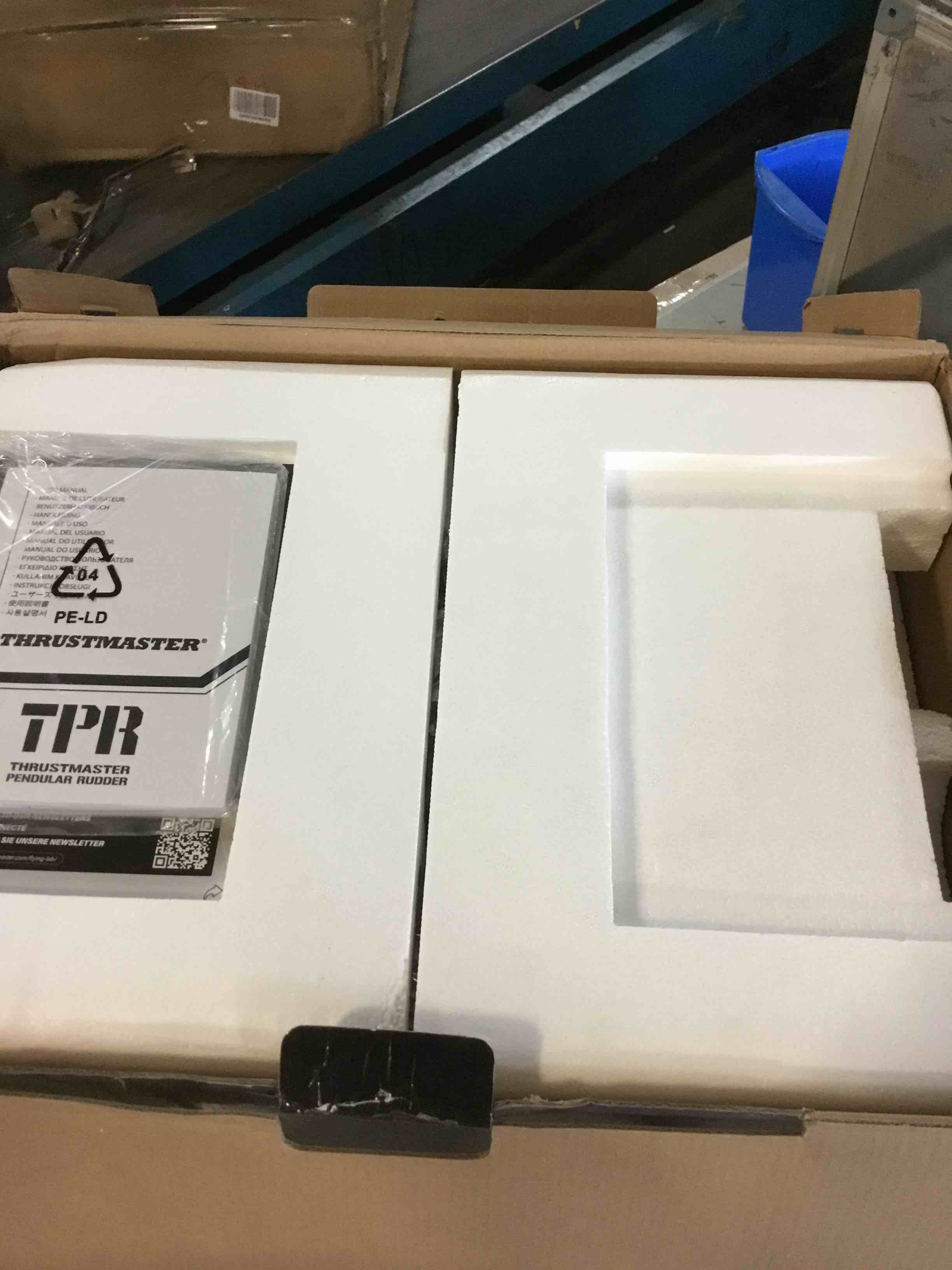 https://s3.amazonaws.com/lotting-images-prod/bidfta/GRN5052235_1700146539845.jpeg