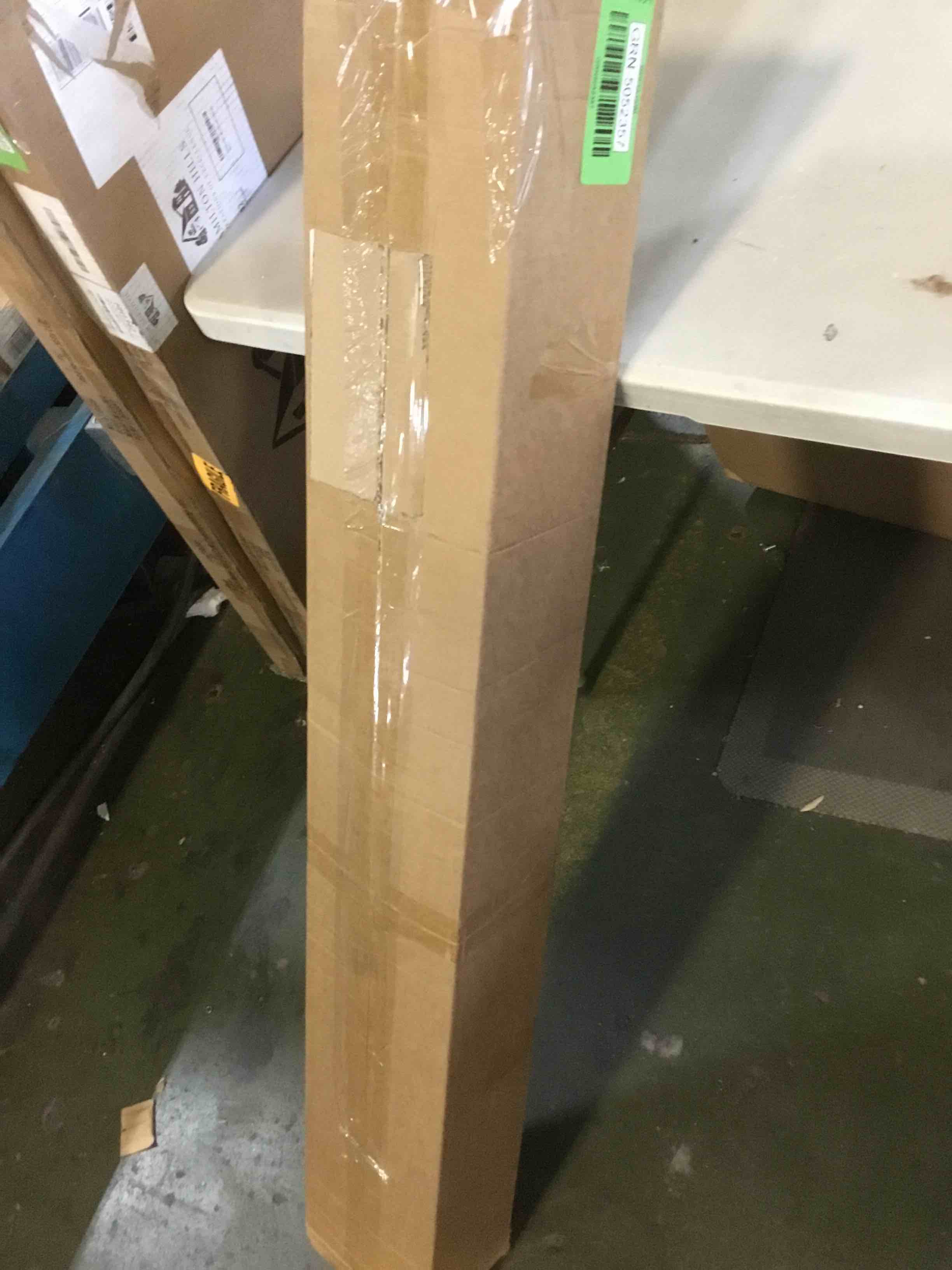 https://s3.amazonaws.com/lotting-images-prod/bidfta/GRN5052357_1700165738733.jpeg