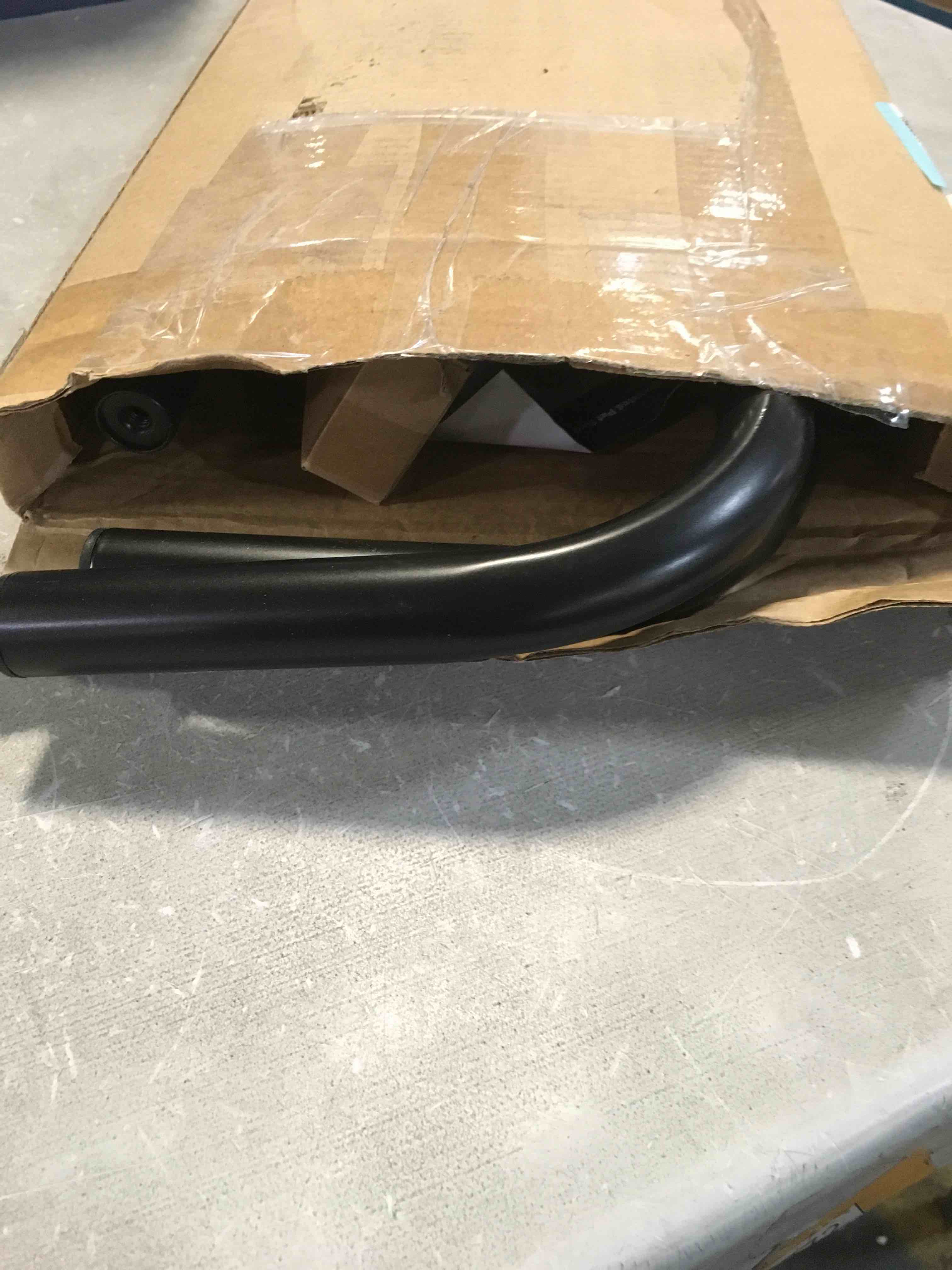 https://s3.amazonaws.com/lotting-images-prod/bidfta/GRN5052416_1700229313316.jpeg