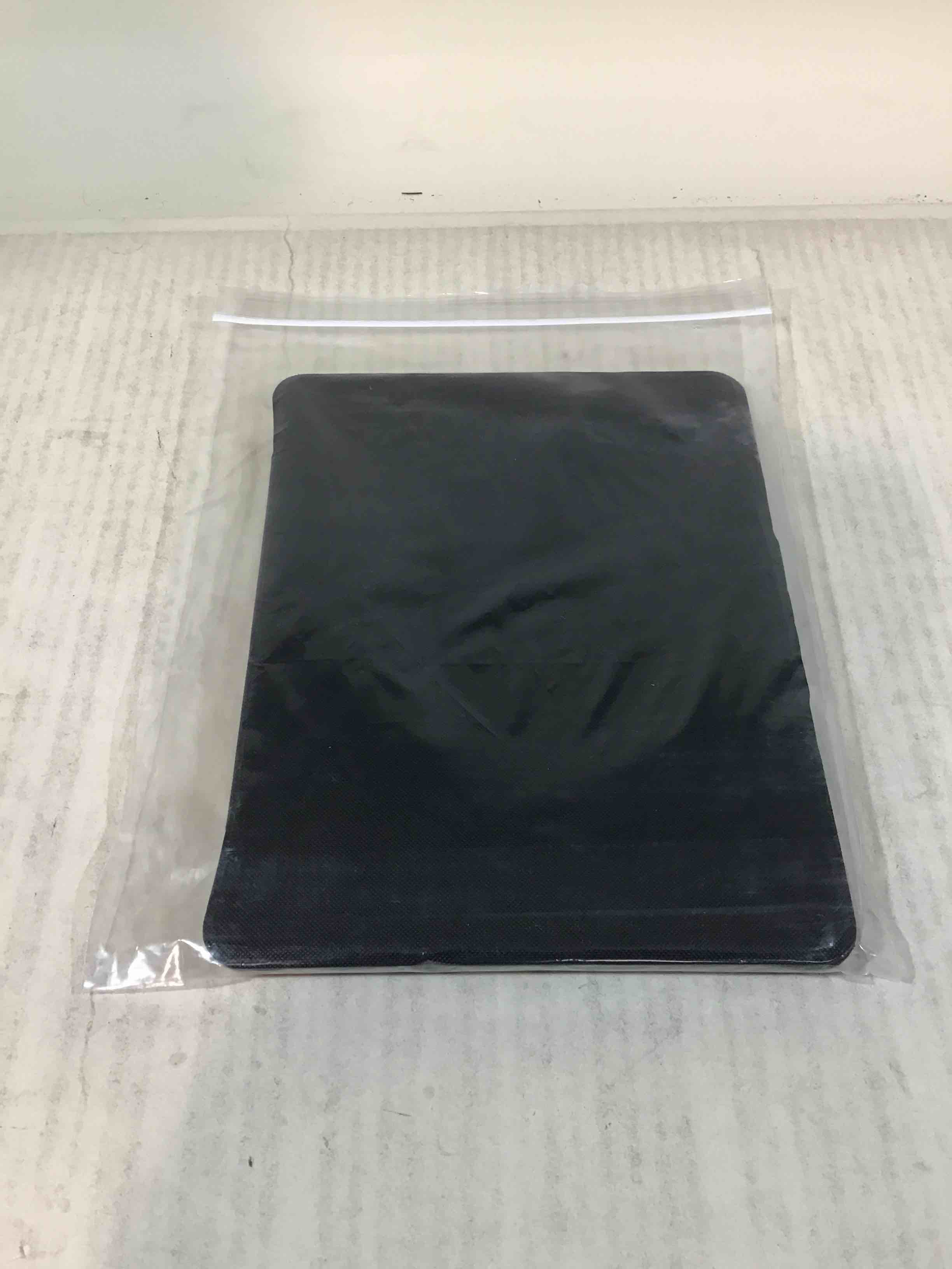 https://s3.amazonaws.com/lotting-images-prod/bidfta/GRN5052781_1727190840912.jpeg