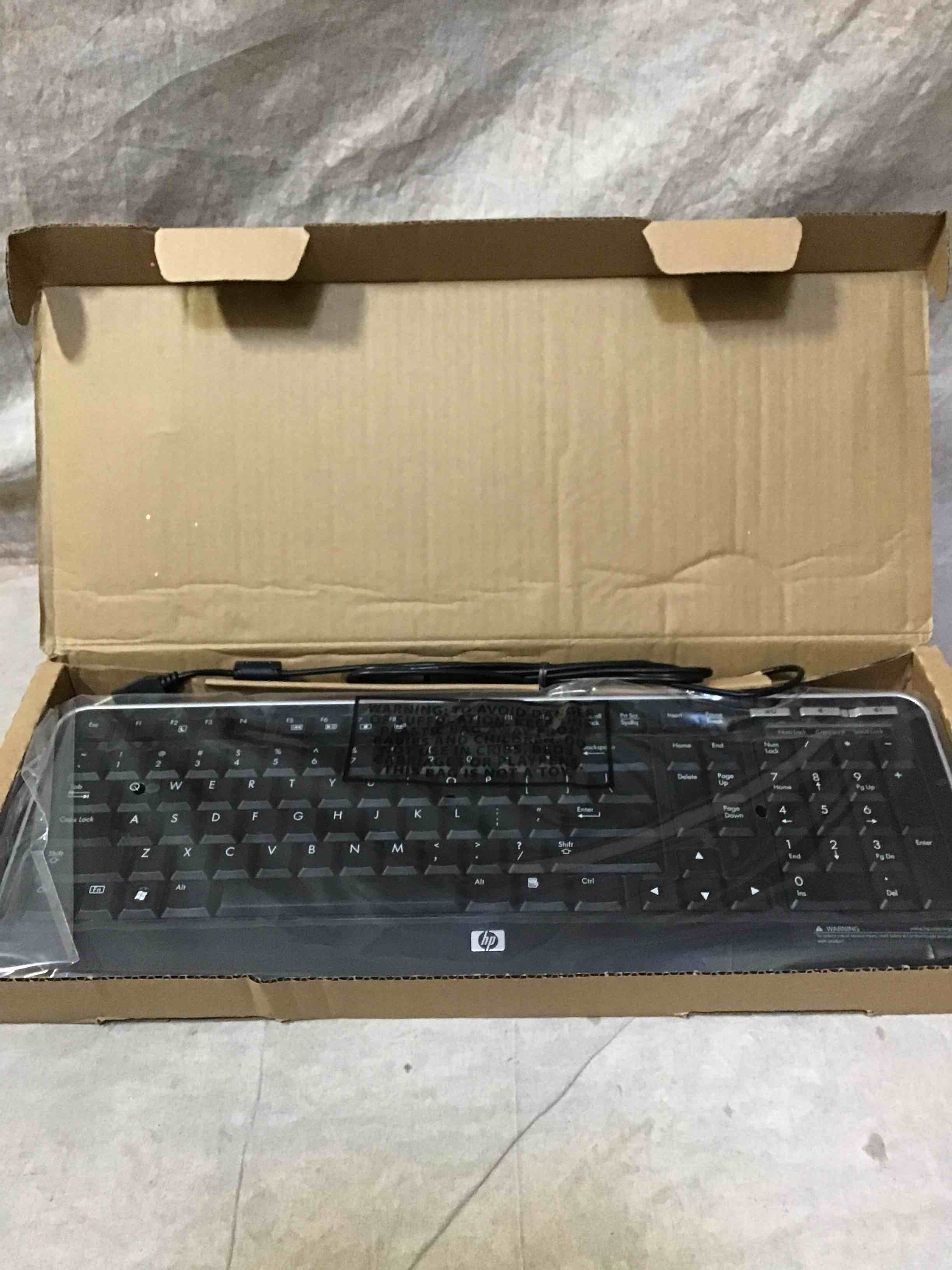 https://s3.amazonaws.com/lotting-images-prod/bidfta/GRN5053612_1730301758527.jpeg