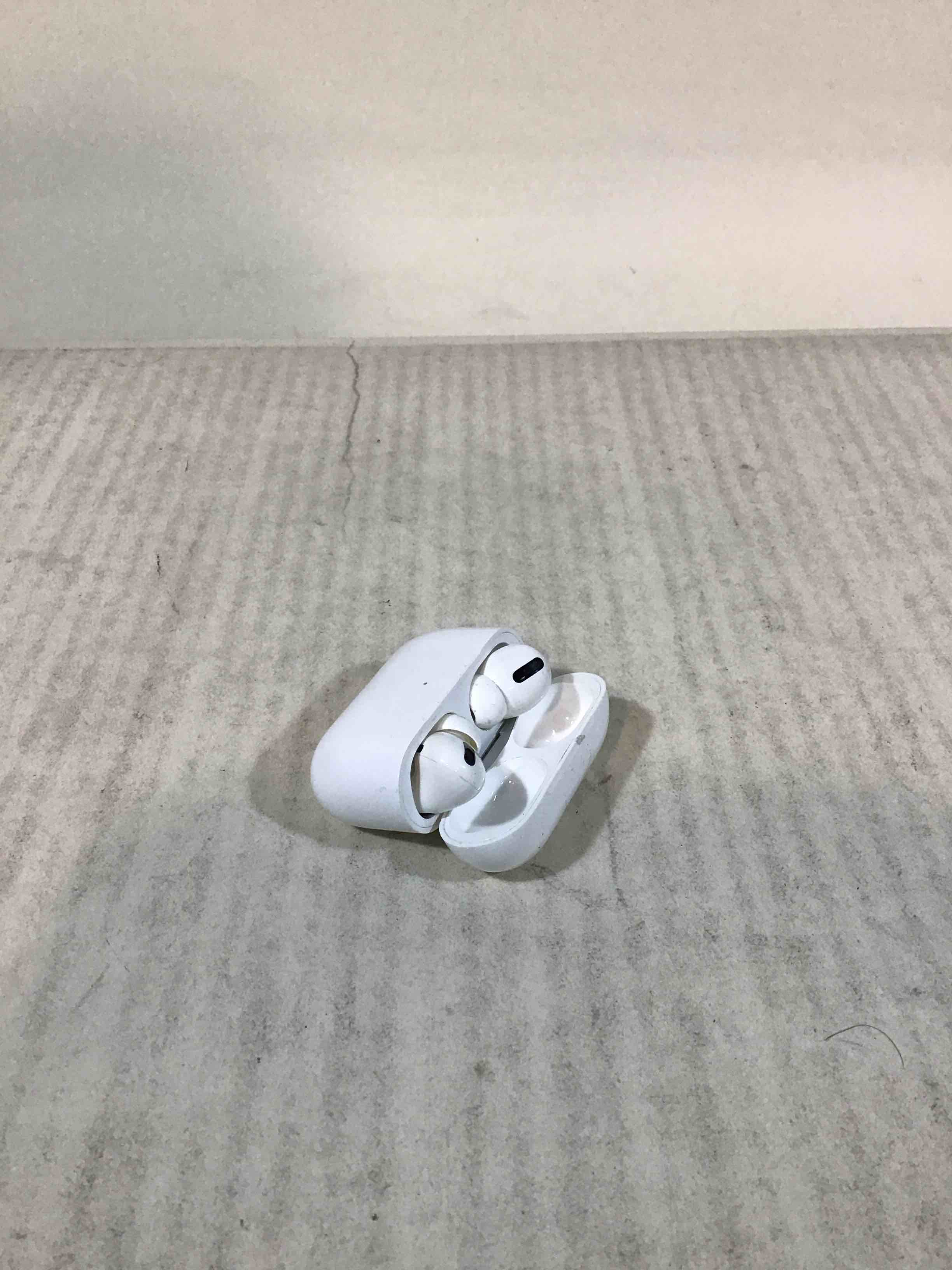 Apple AirPods Pro