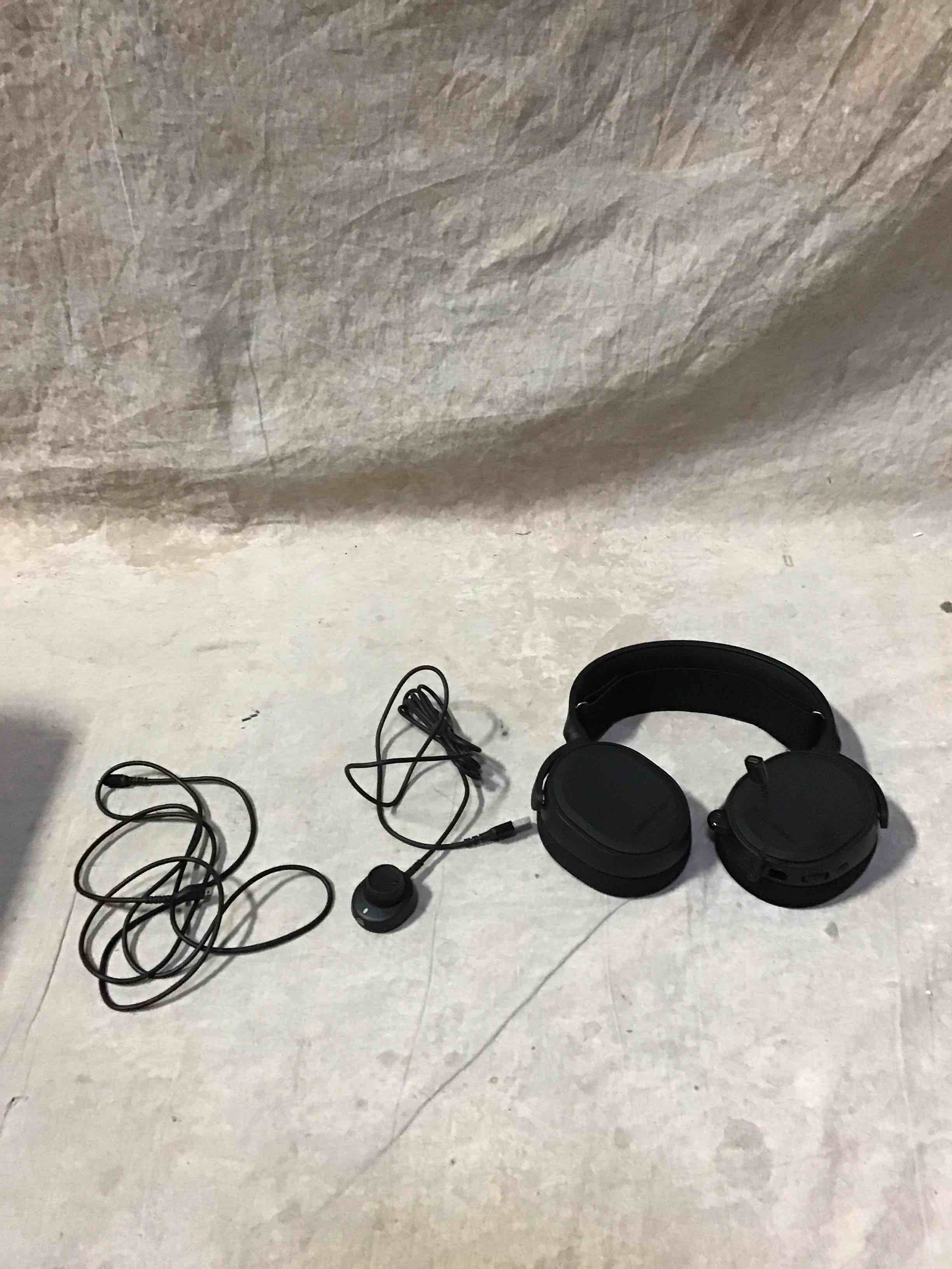 SteelSeries Headphones