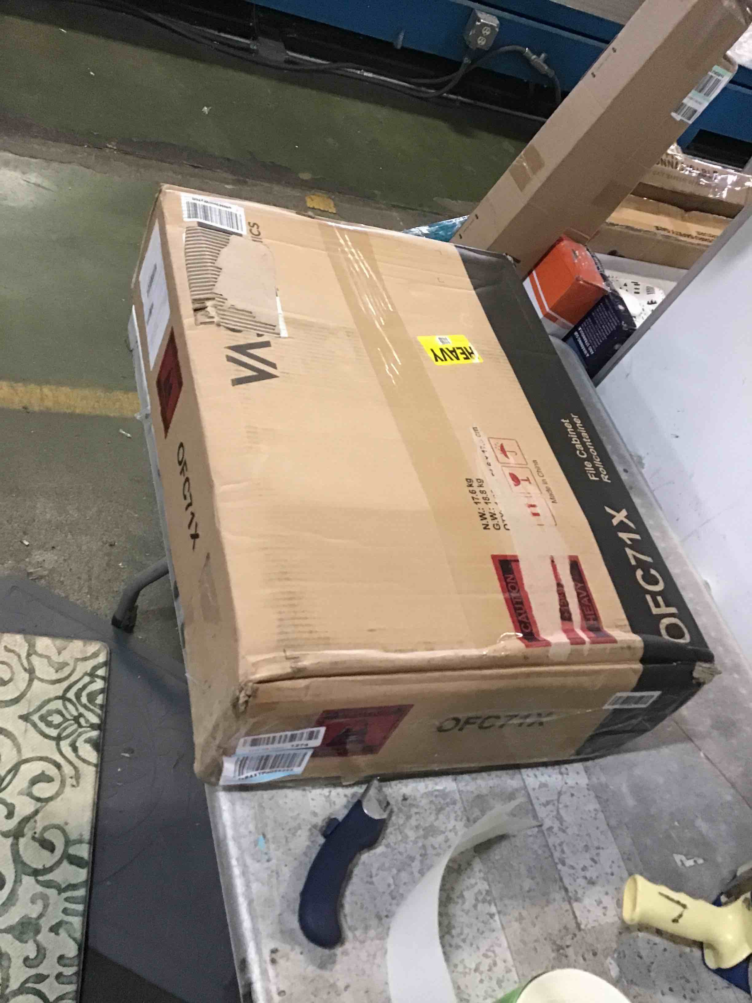 https://s3.amazonaws.com/lotting-images-prod/bidfta/GRN5054153_1698086174596.jpeg