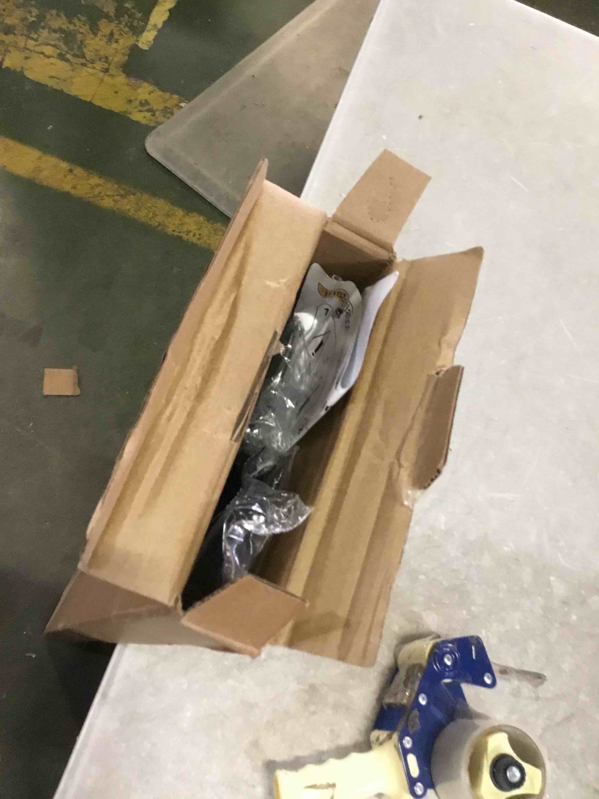 https://s3.amazonaws.com/lotting-images-prod/bidfta/GRN5054564_1698263964874.jpeg