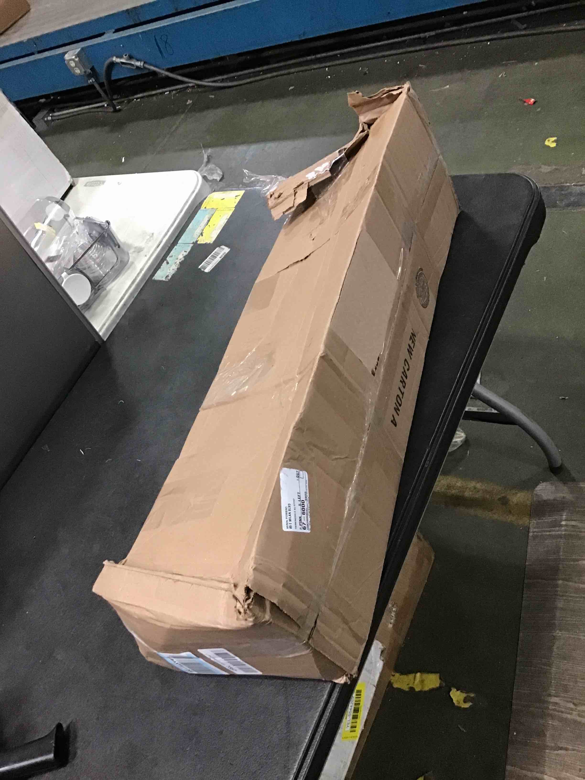 https://s3.amazonaws.com/lotting-images-prod/bidfta/GRN5055399_1699367888828.jpeg