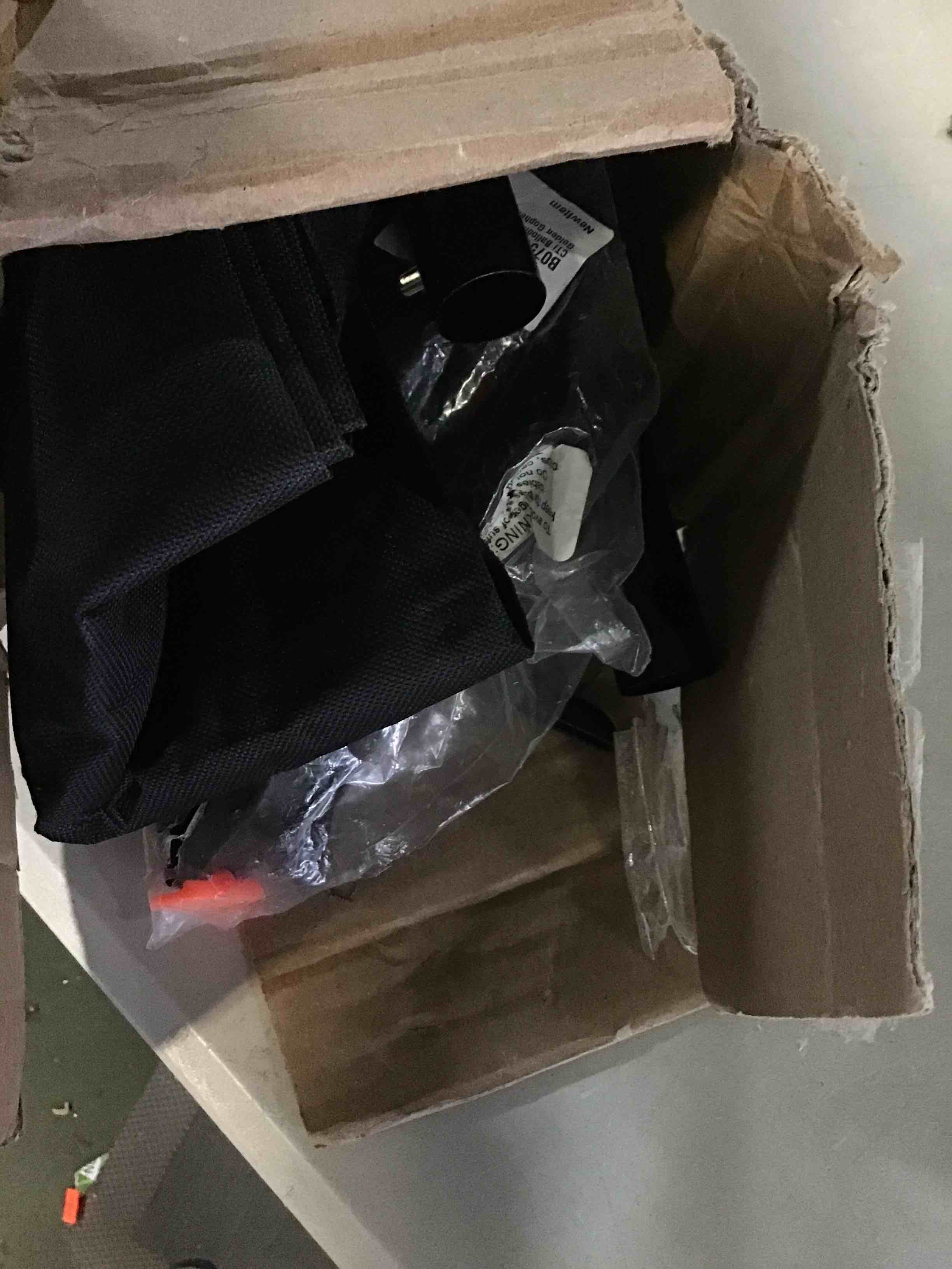 https://s3.amazonaws.com/lotting-images-prod/bidfta/GRN5055505_1697816262459.jpeg