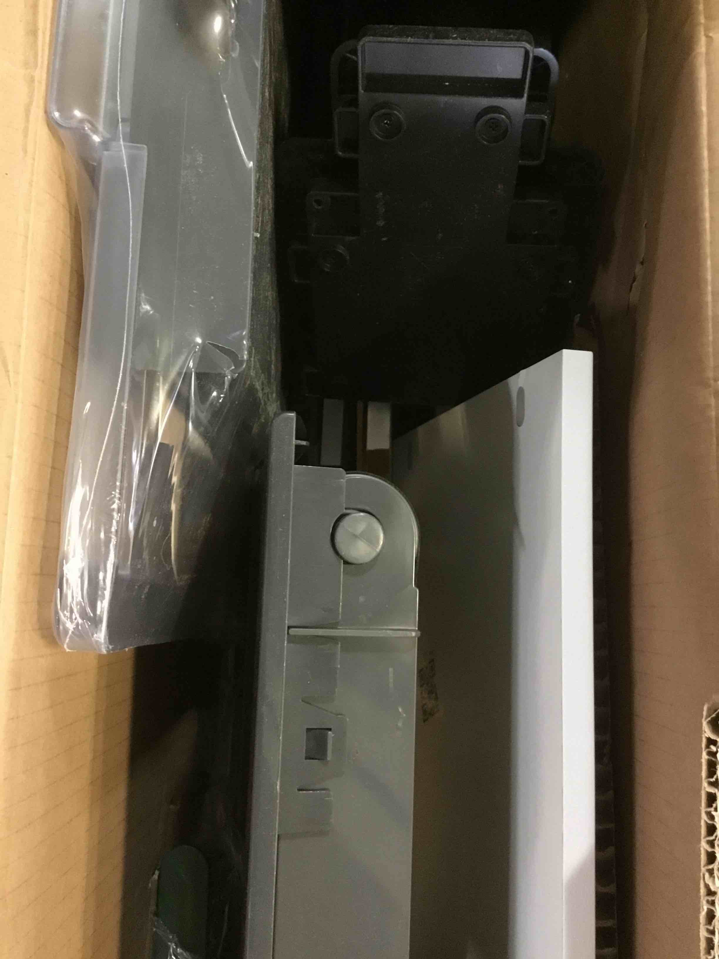 https://s3.amazonaws.com/lotting-images-prod/bidfta/GRN5057509_1699461818797.jpeg