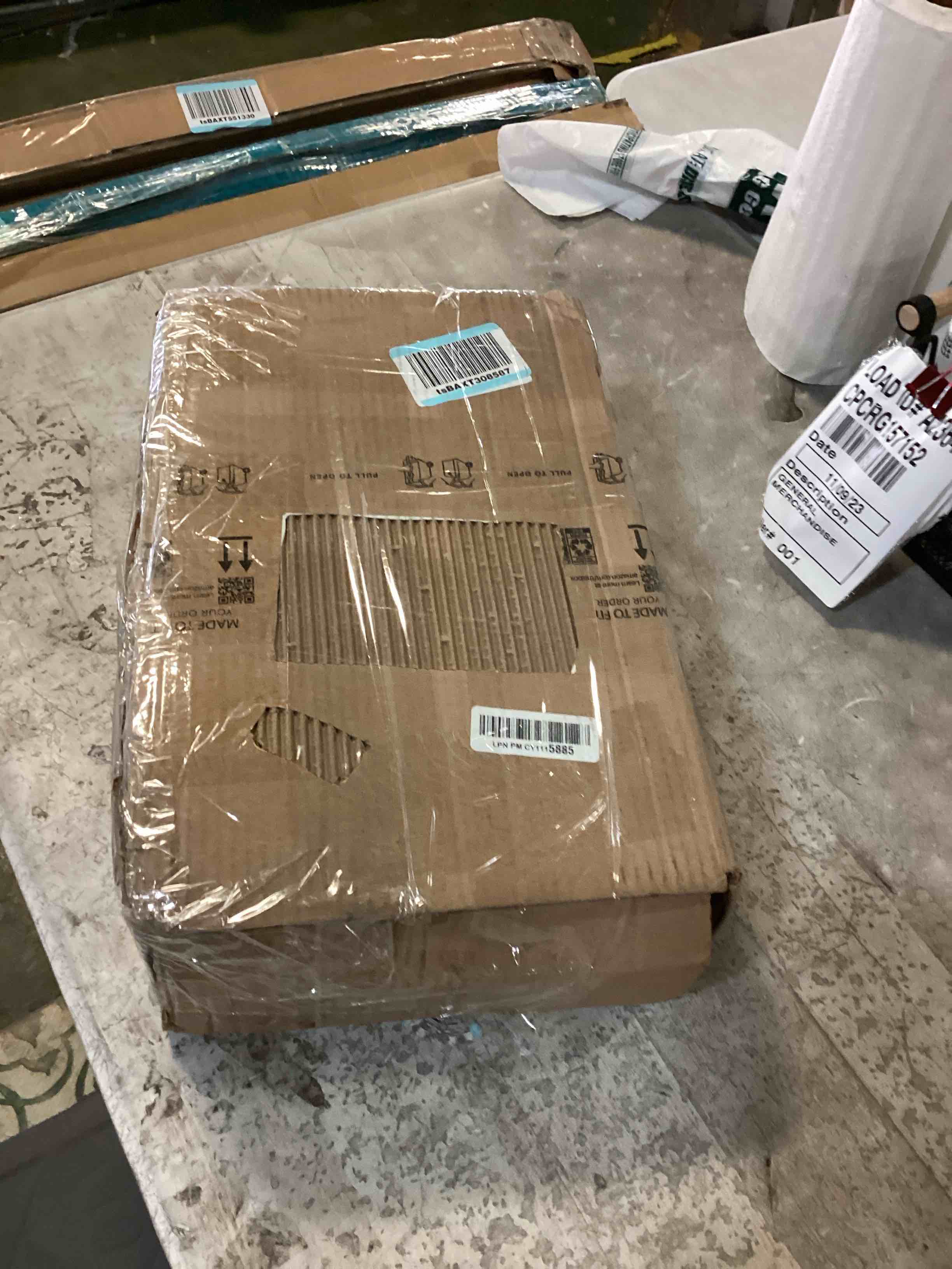 https://s3.amazonaws.com/lotting-images-prod/bidfta/GRN5058722_1699561645312.jpeg