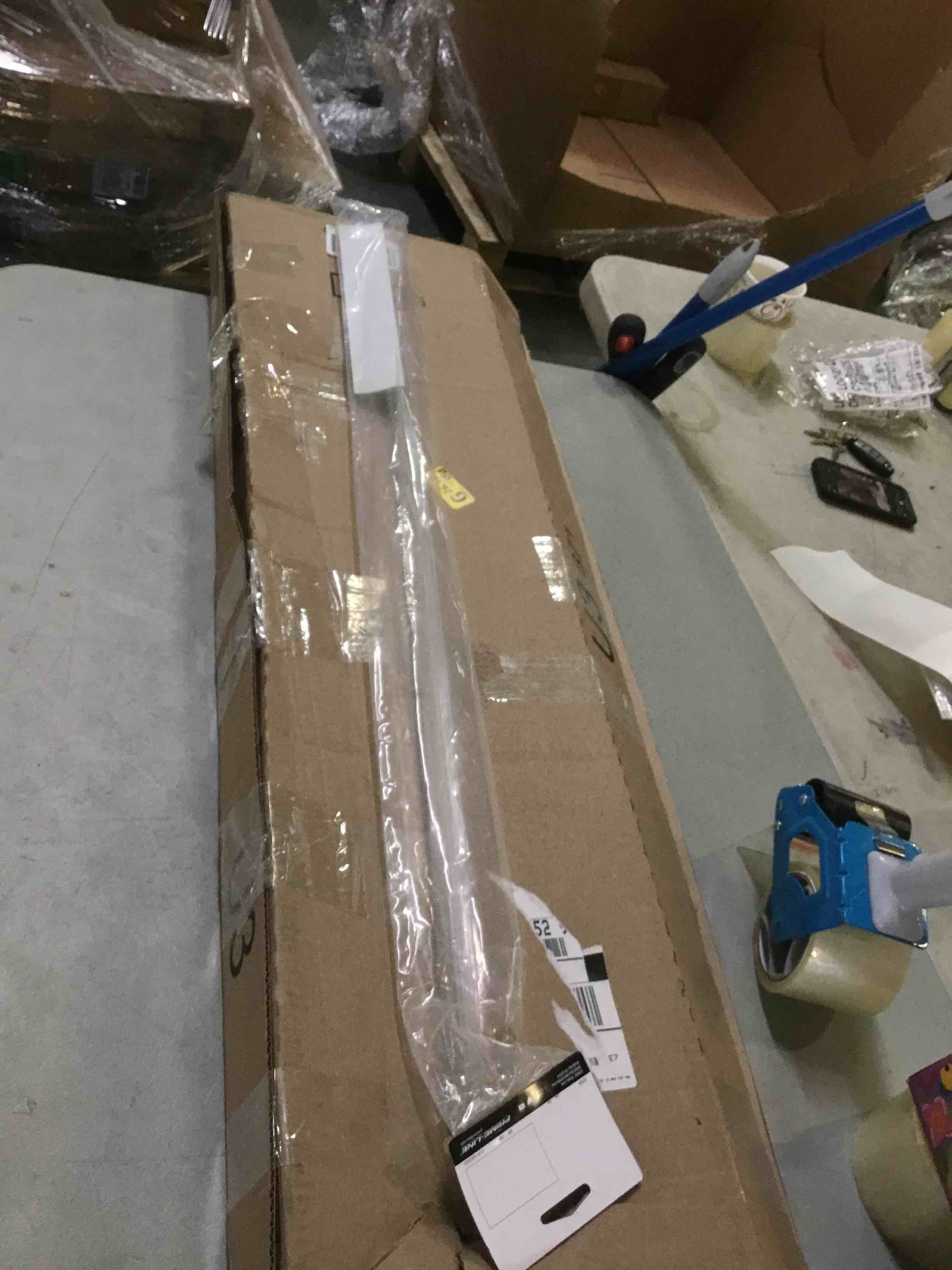 https://s3.amazonaws.com/lotting-images-prod/bidfta/GRN5059226_1700162906824.jpeg