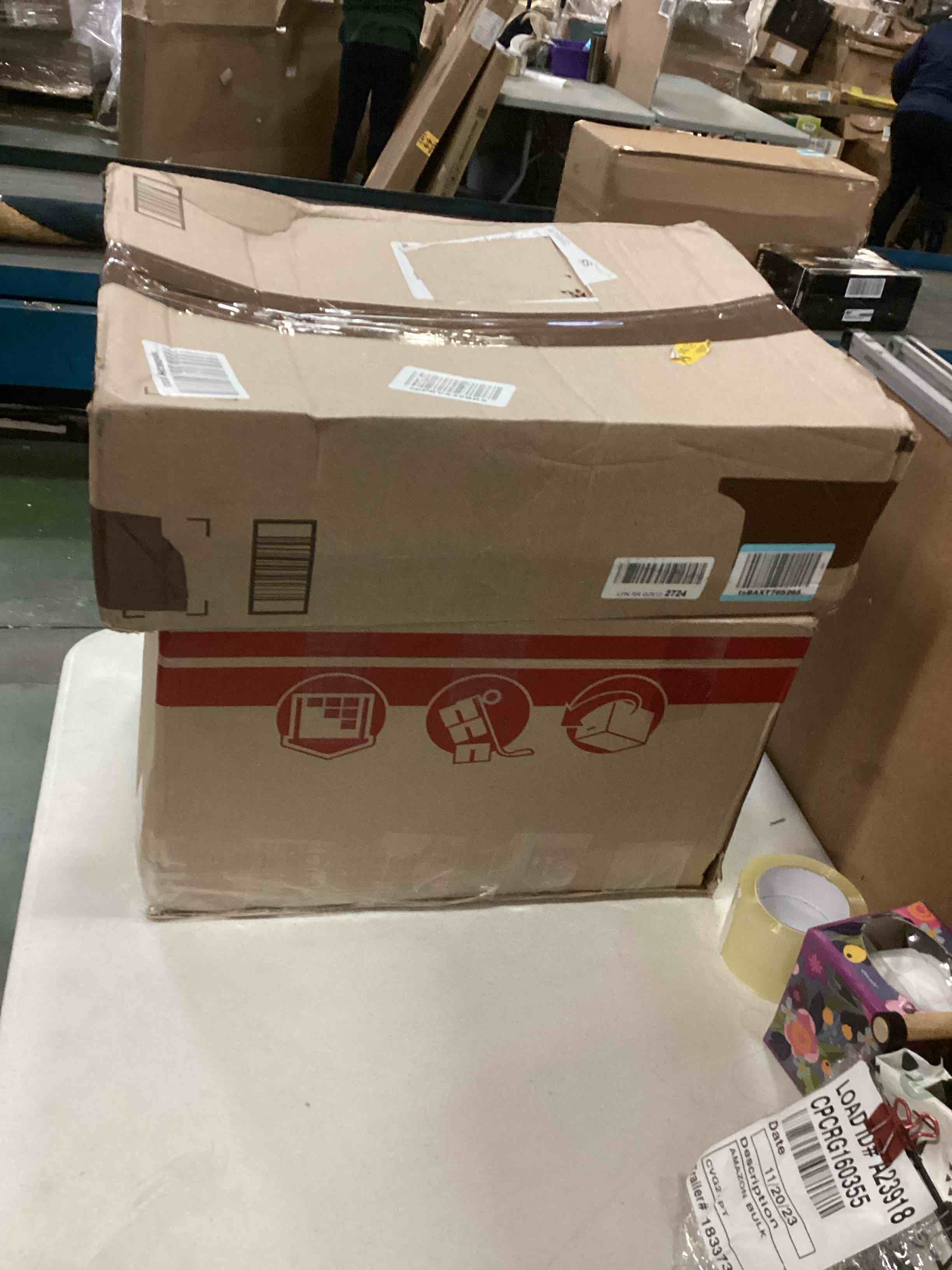 https://s3.amazonaws.com/lotting-images-prod/bidfta/GRN5059634_1700574814979.jpeg