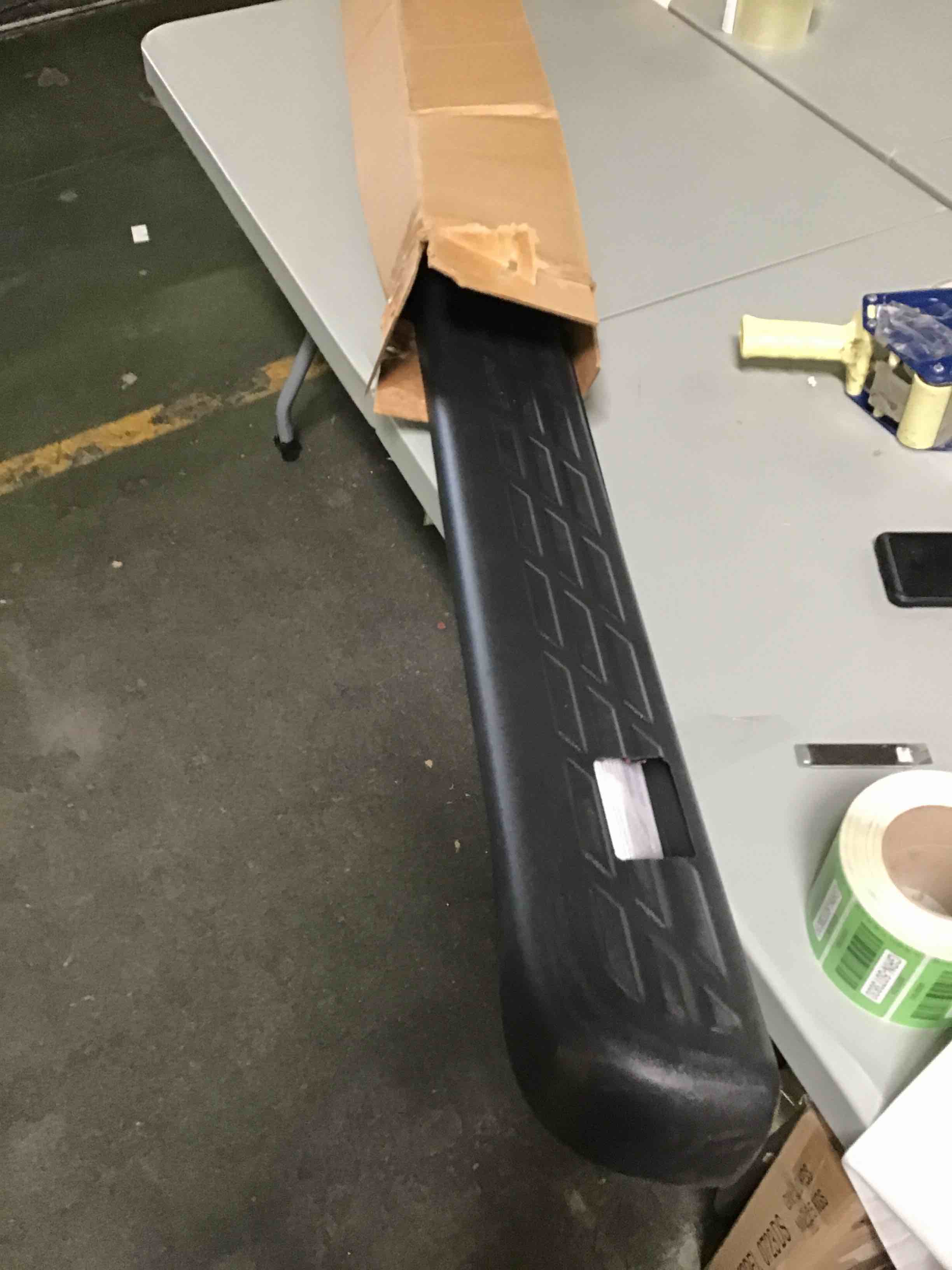 https://s3.amazonaws.com/lotting-images-prod/bidfta/GRN5073823_1694630502393.jpeg