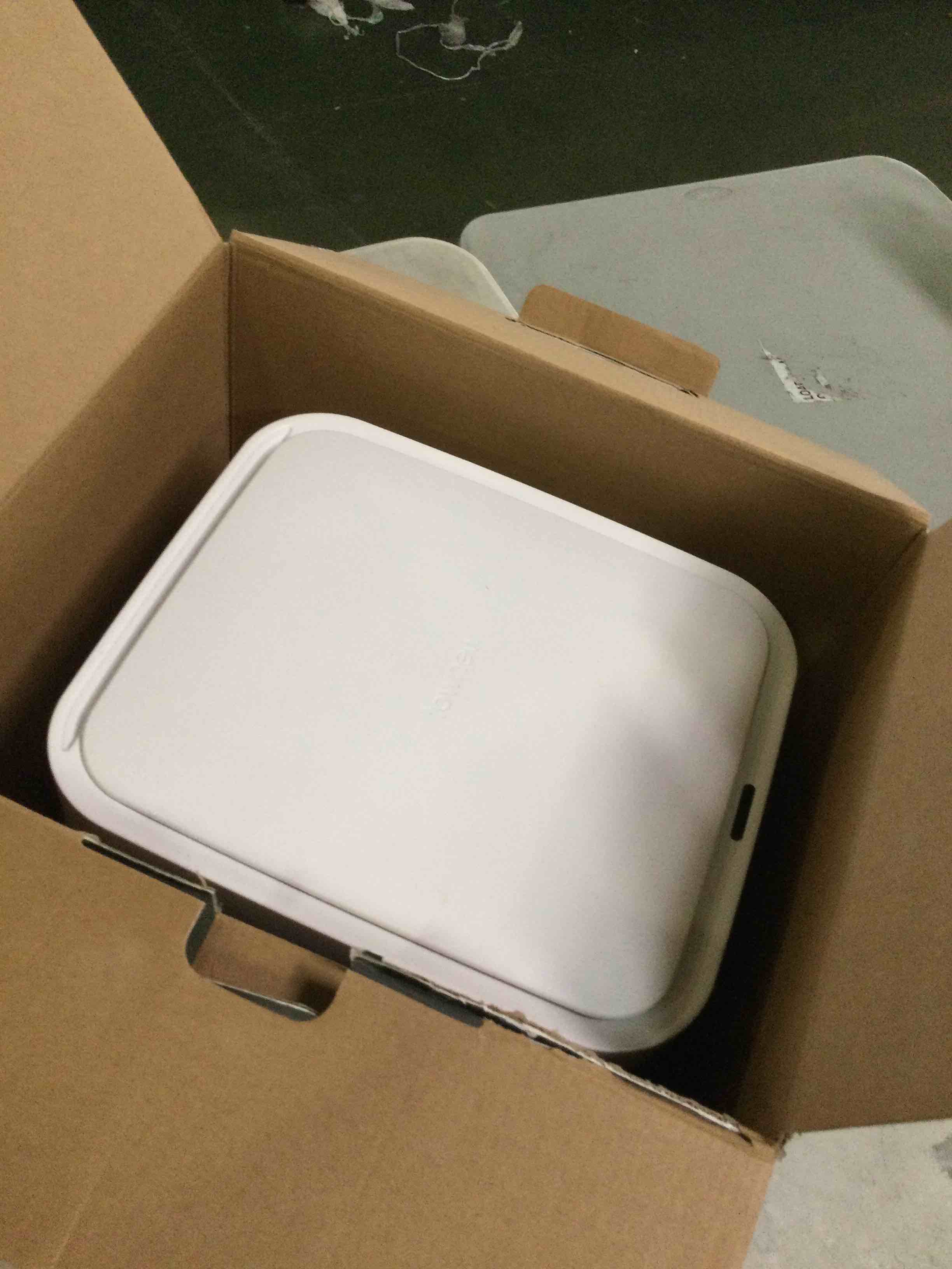 https://s3.amazonaws.com/lotting-images-prod/bidfta/GRN5074070_1695129078664.jpeg