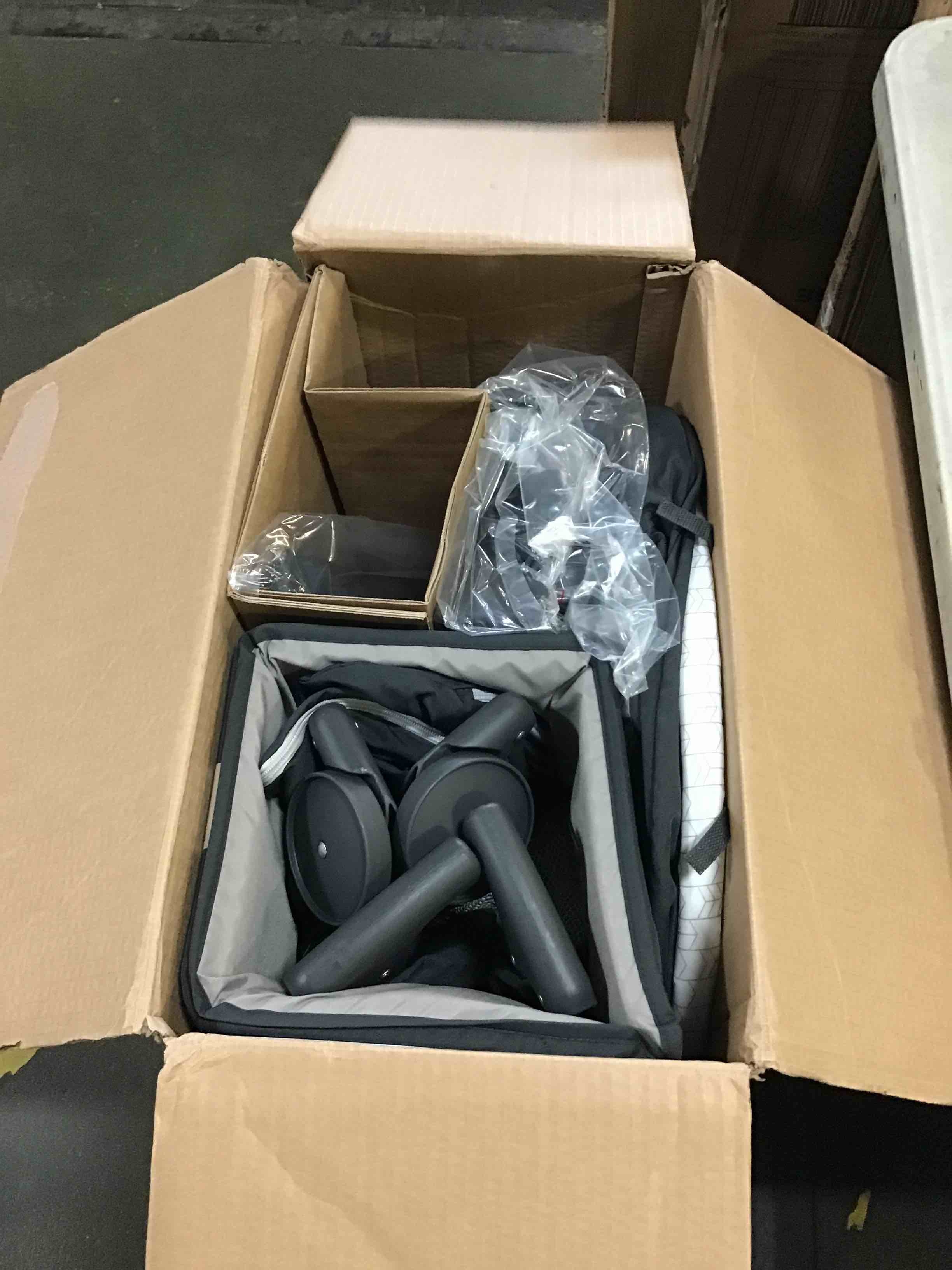 https://s3.amazonaws.com/lotting-images-prod/bidfta/GRN5074518_1695390975587.jpeg