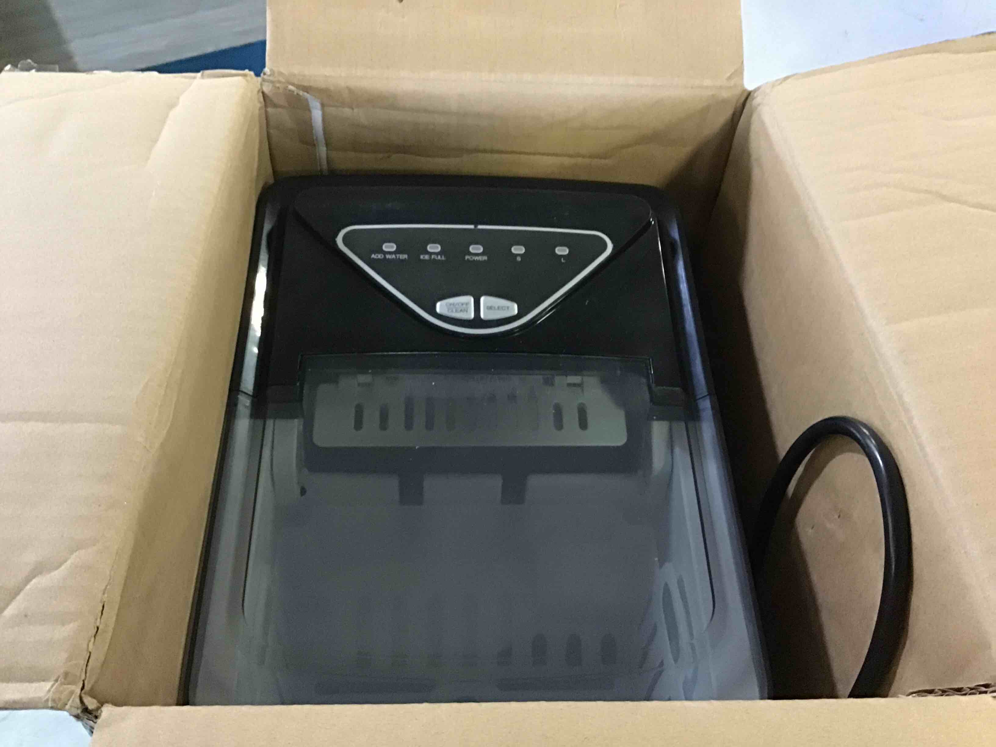 https://s3.amazonaws.com/lotting-images-prod/bidfta/GRN5079784_1695233394040.jpeg