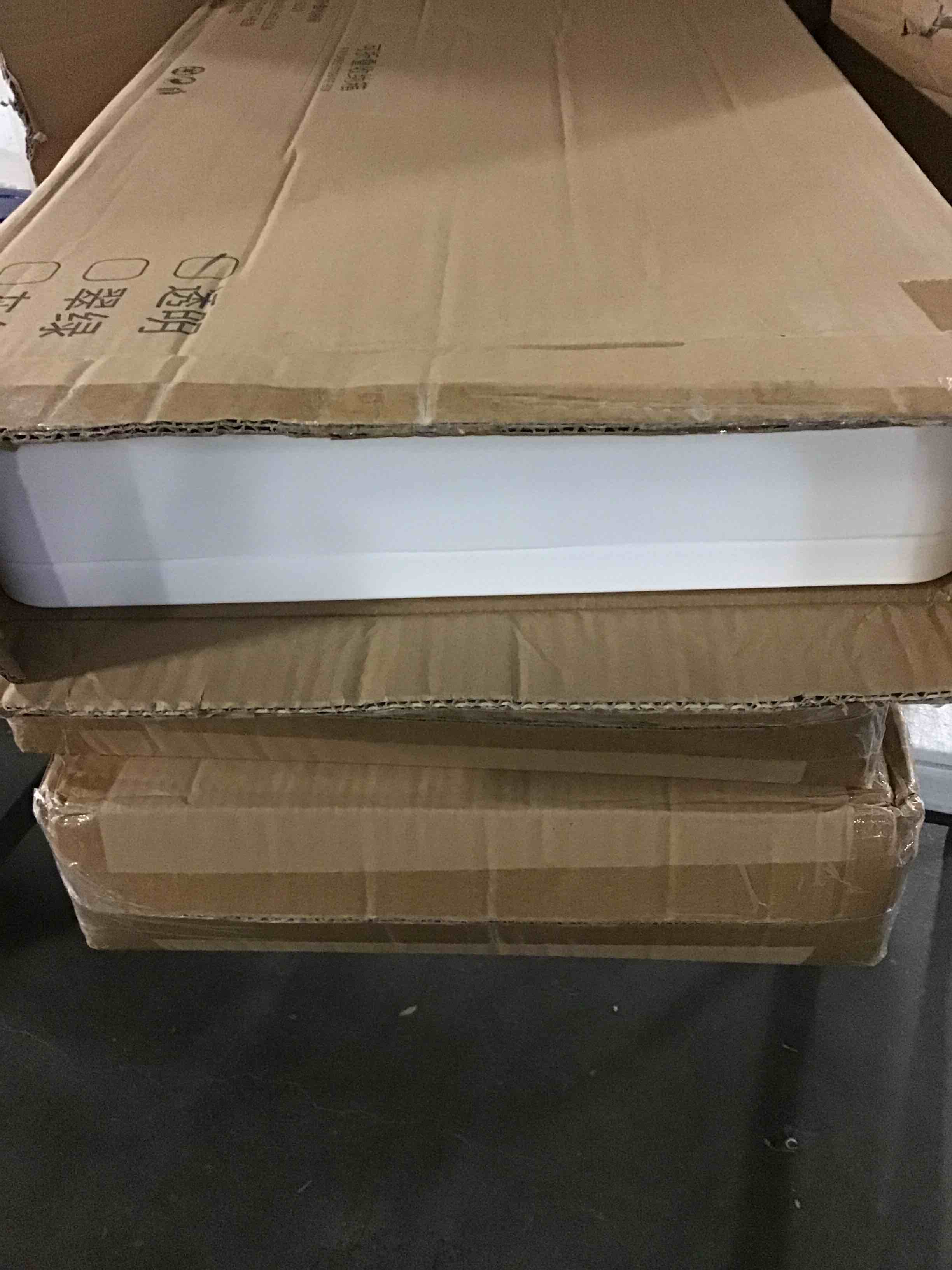 https://s3.amazonaws.com/lotting-images-prod/bidfta/GRN5079964_1695382154415.jpeg