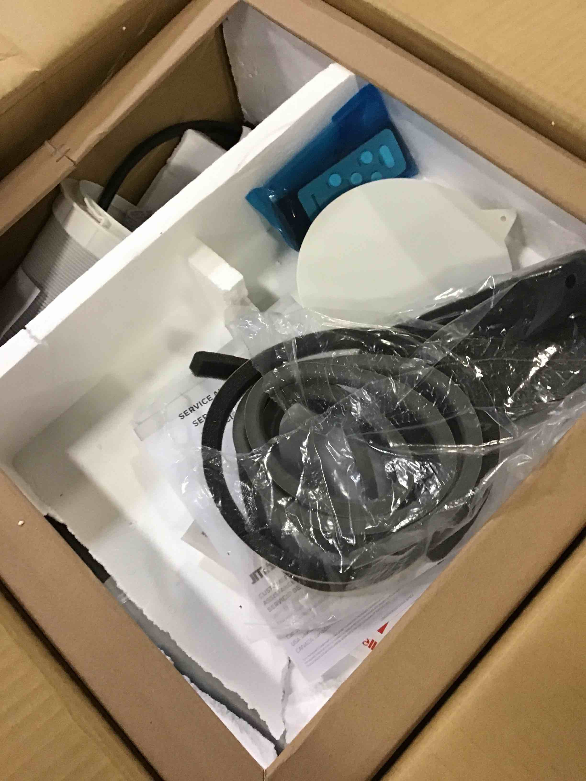 https://s3.amazonaws.com/lotting-images-prod/bidfta/GRN5080643_1695902011244.jpeg