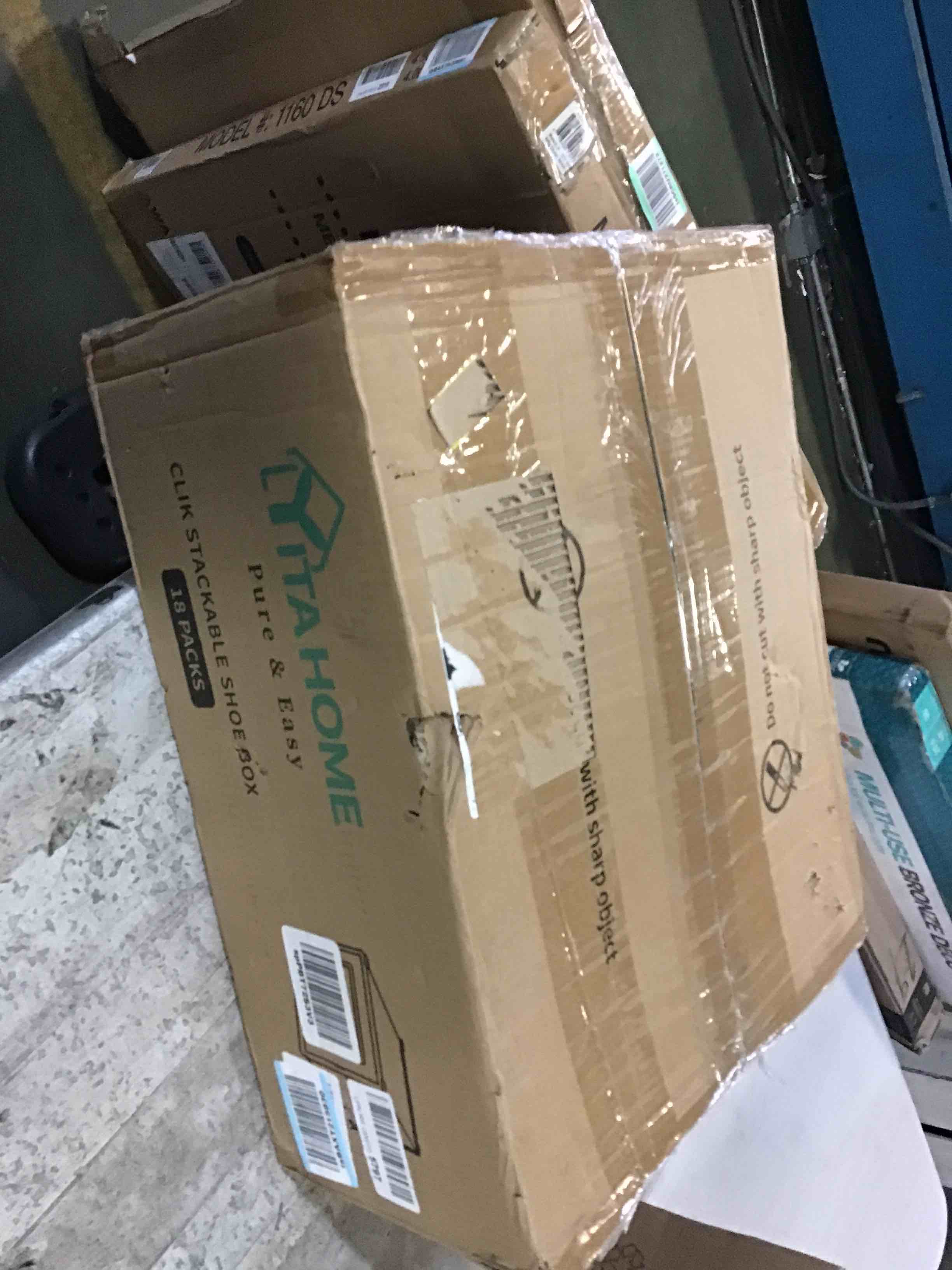 Clik stackable shoe box 