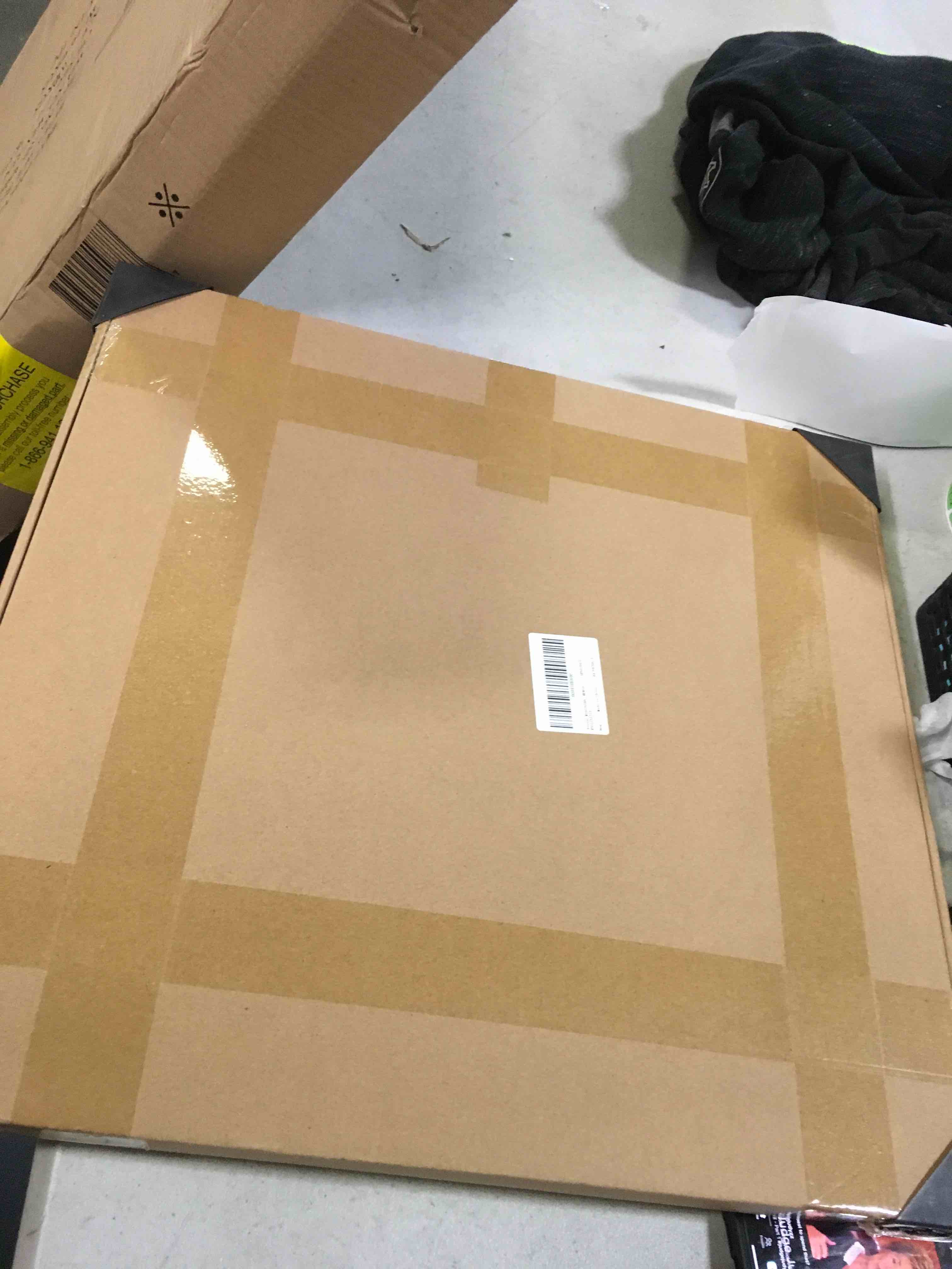 https://s3.amazonaws.com/lotting-images-prod/bidfta/GRN5081400_1694620143395.jpeg