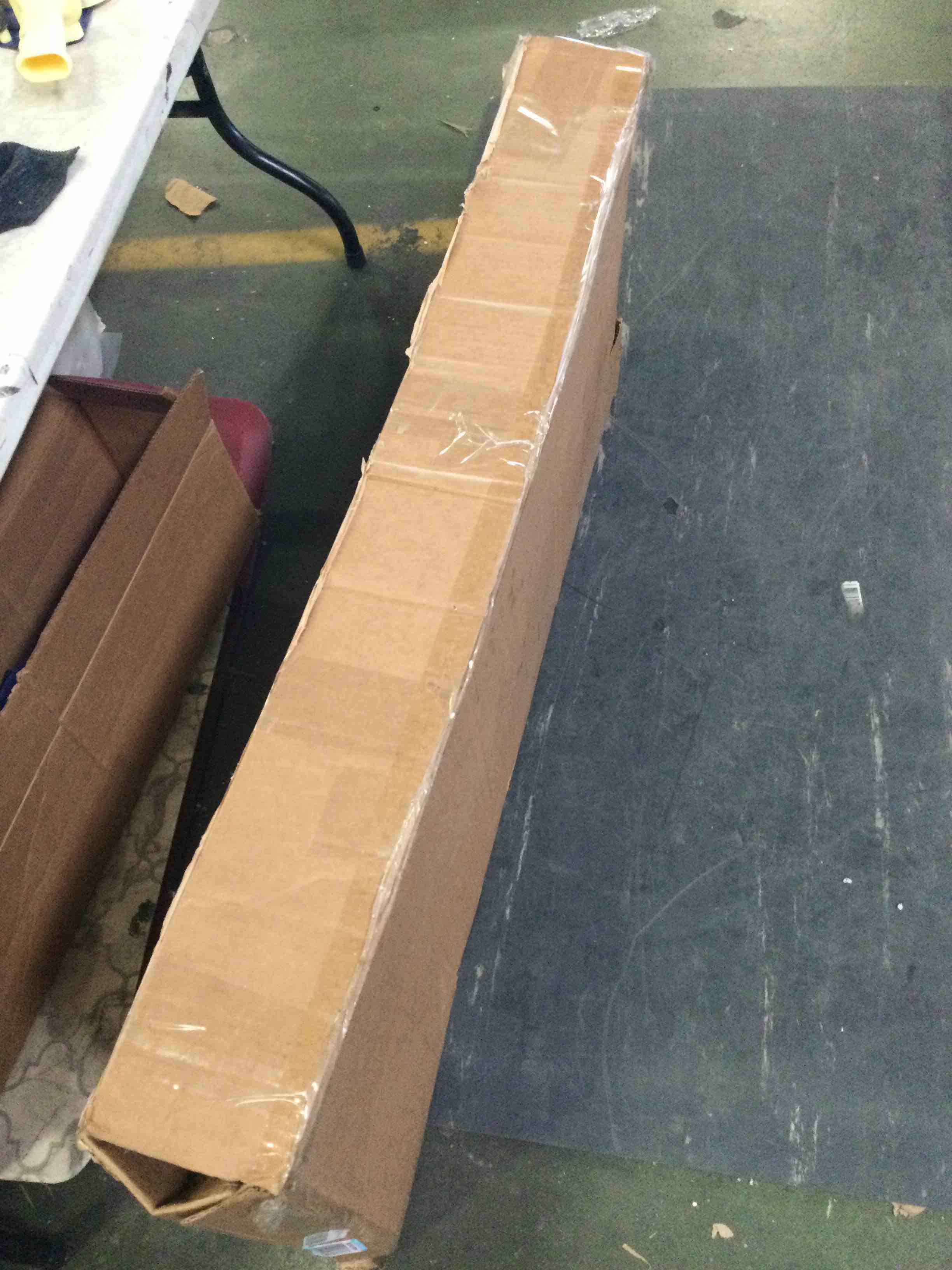 Deco 79 Metal Scroll Large Free Standing Adjustable Display Stand Easel with Chain Support, 23" x 24" x 48", Gold