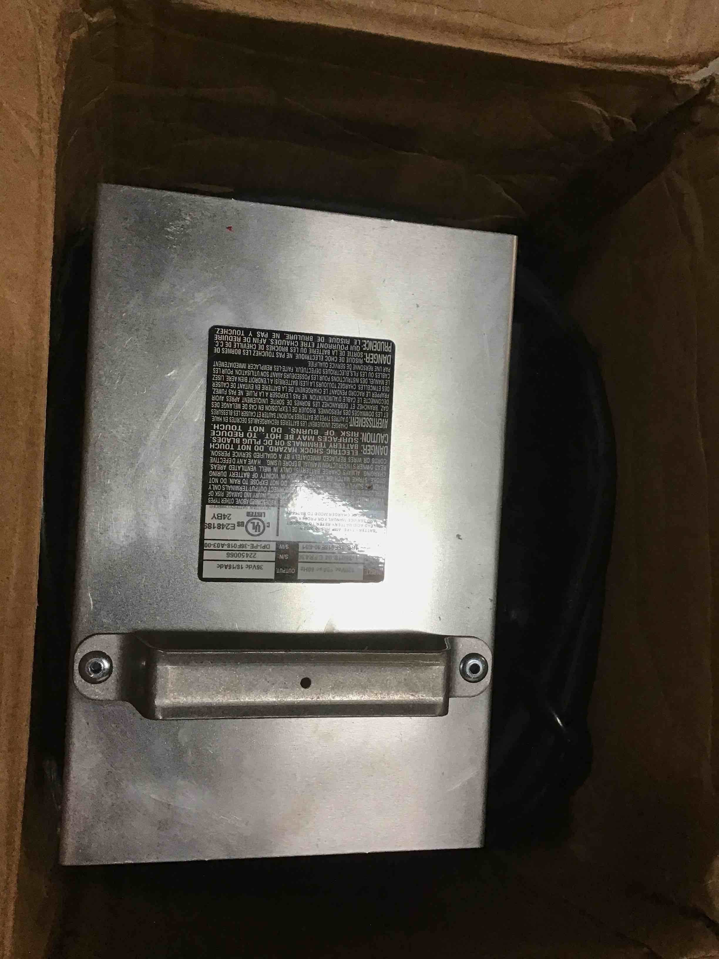 https://s3.amazonaws.com/lotting-images-prod/bidfta/GRN5082093_1695212567413.jpeg