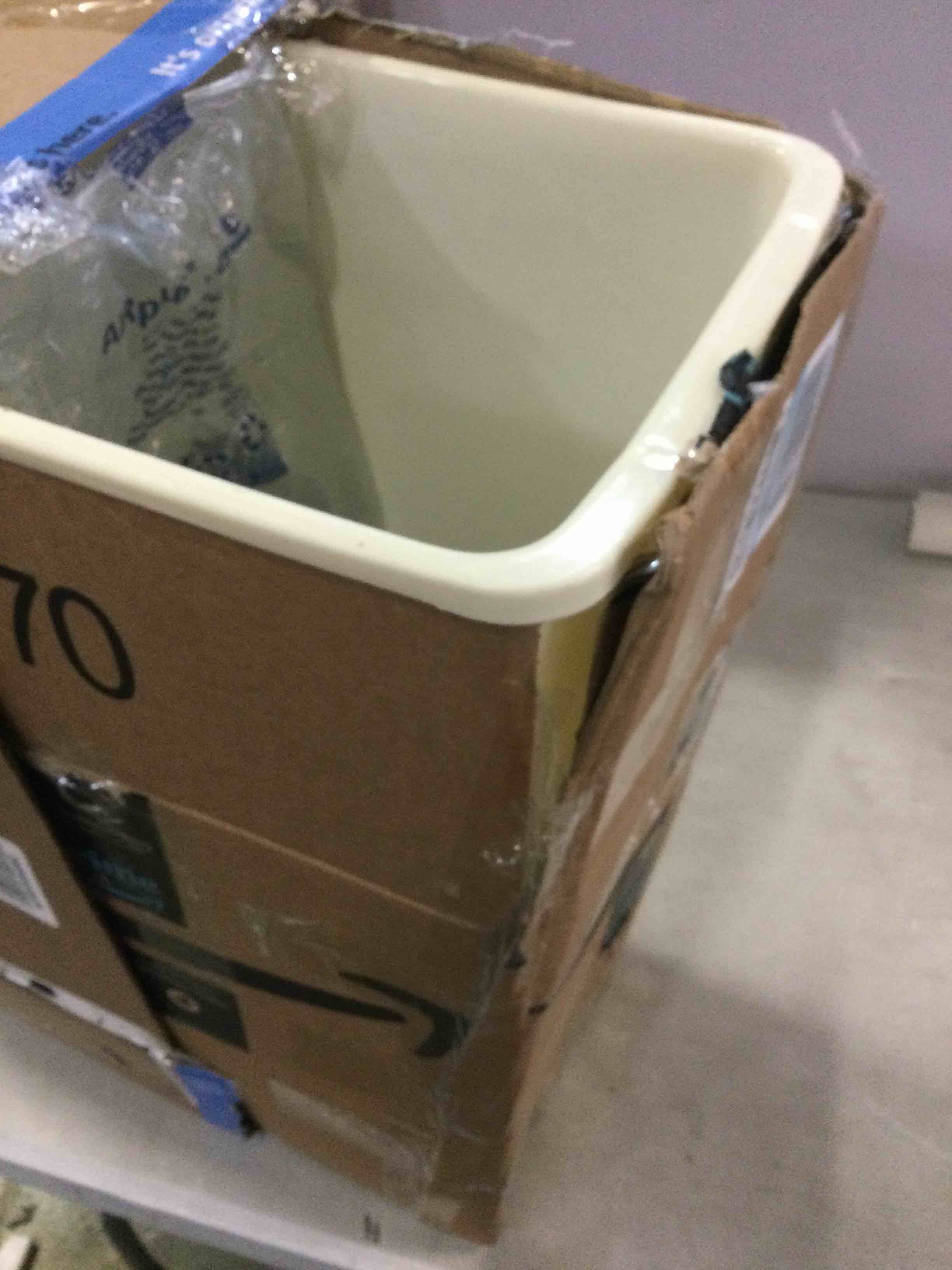 https://s3.amazonaws.com/lotting-images-prod/bidfta/GRN5082379_1695669623190.jpeg