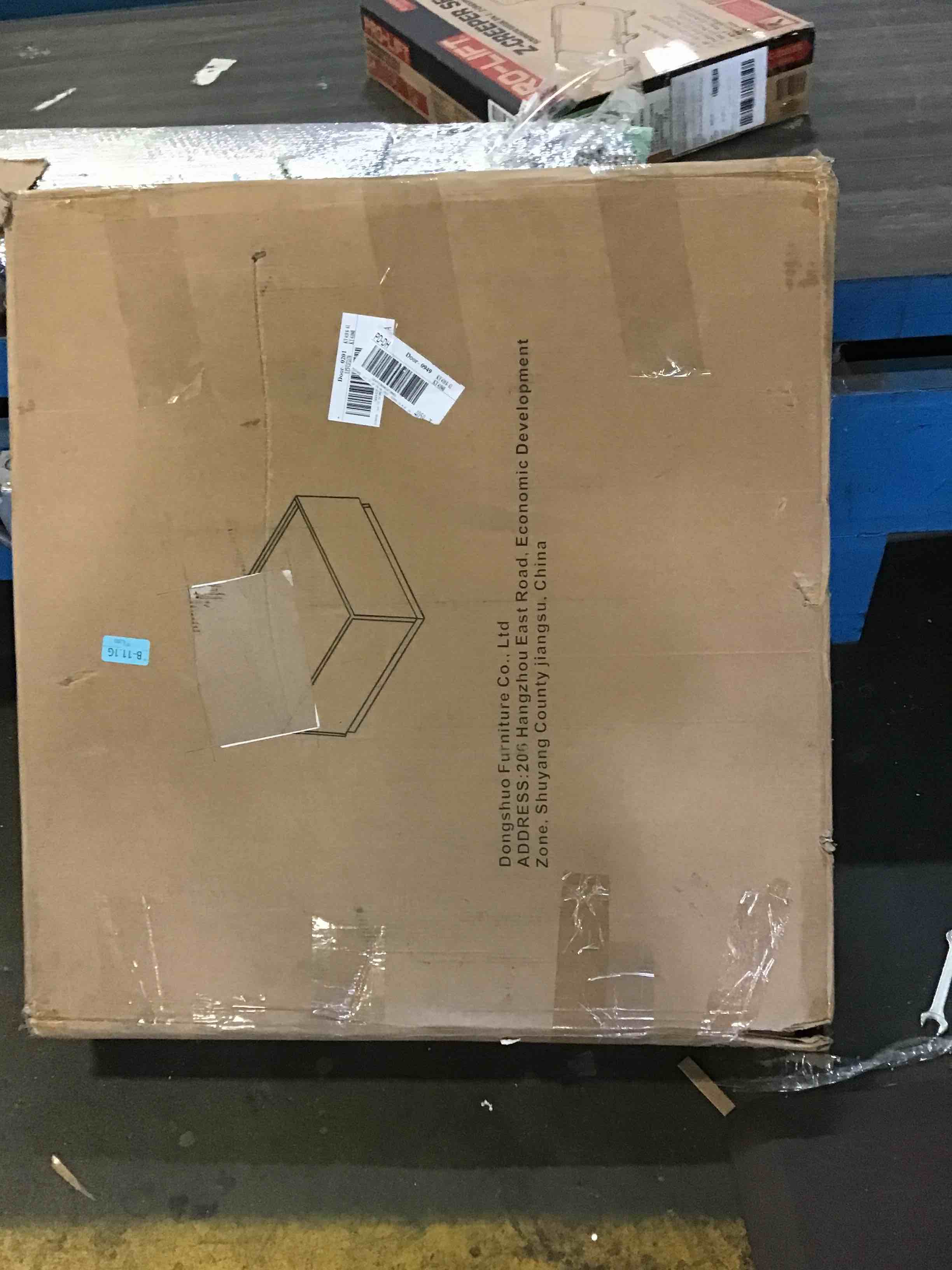 https://s3.amazonaws.com/lotting-images-prod/bidfta/GRN5083597_1694882227348.jpeg