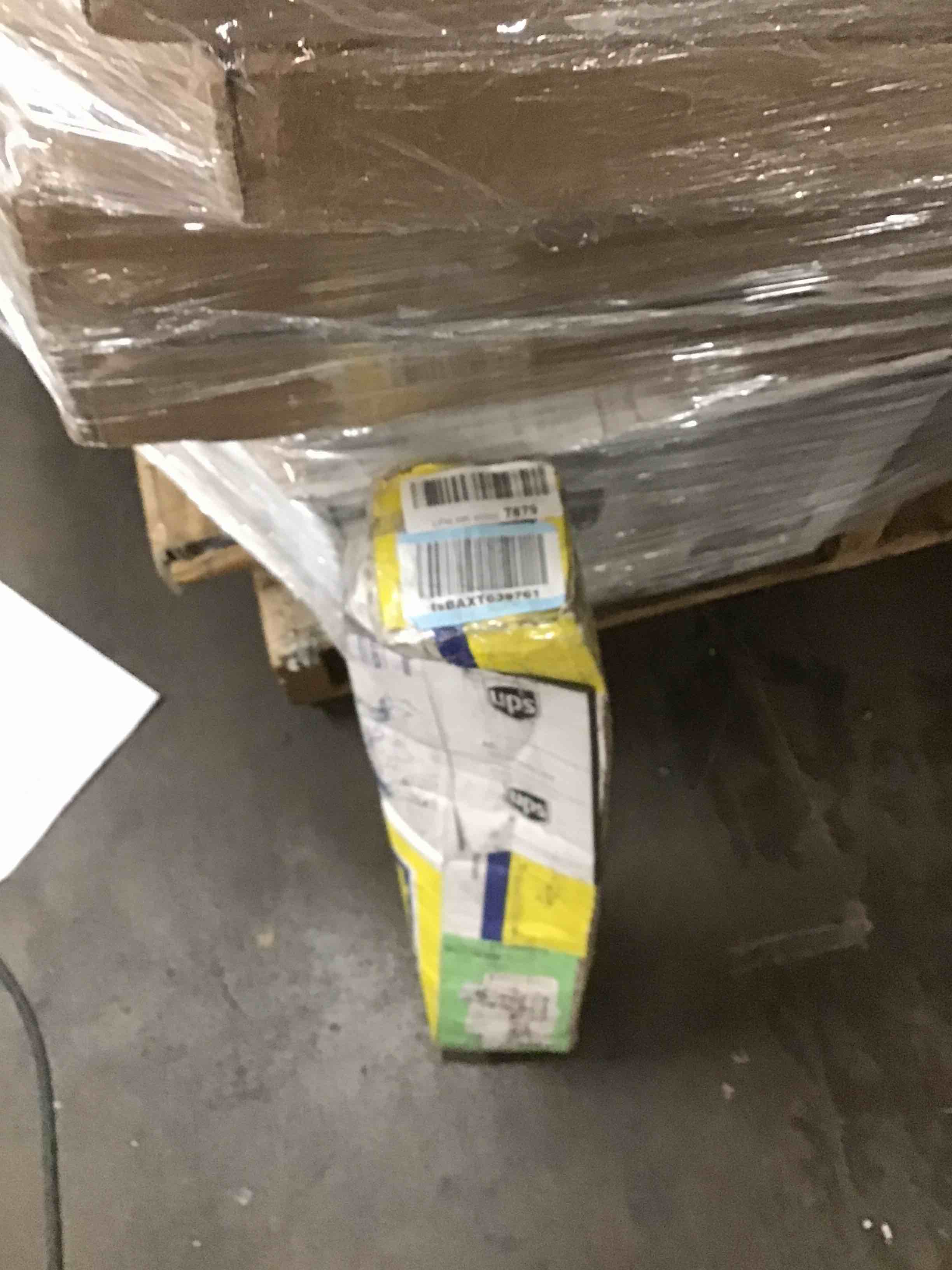 https://s3.amazonaws.com/lotting-images-prod/bidfta/GRN5097127_1720796001846.jpeg
