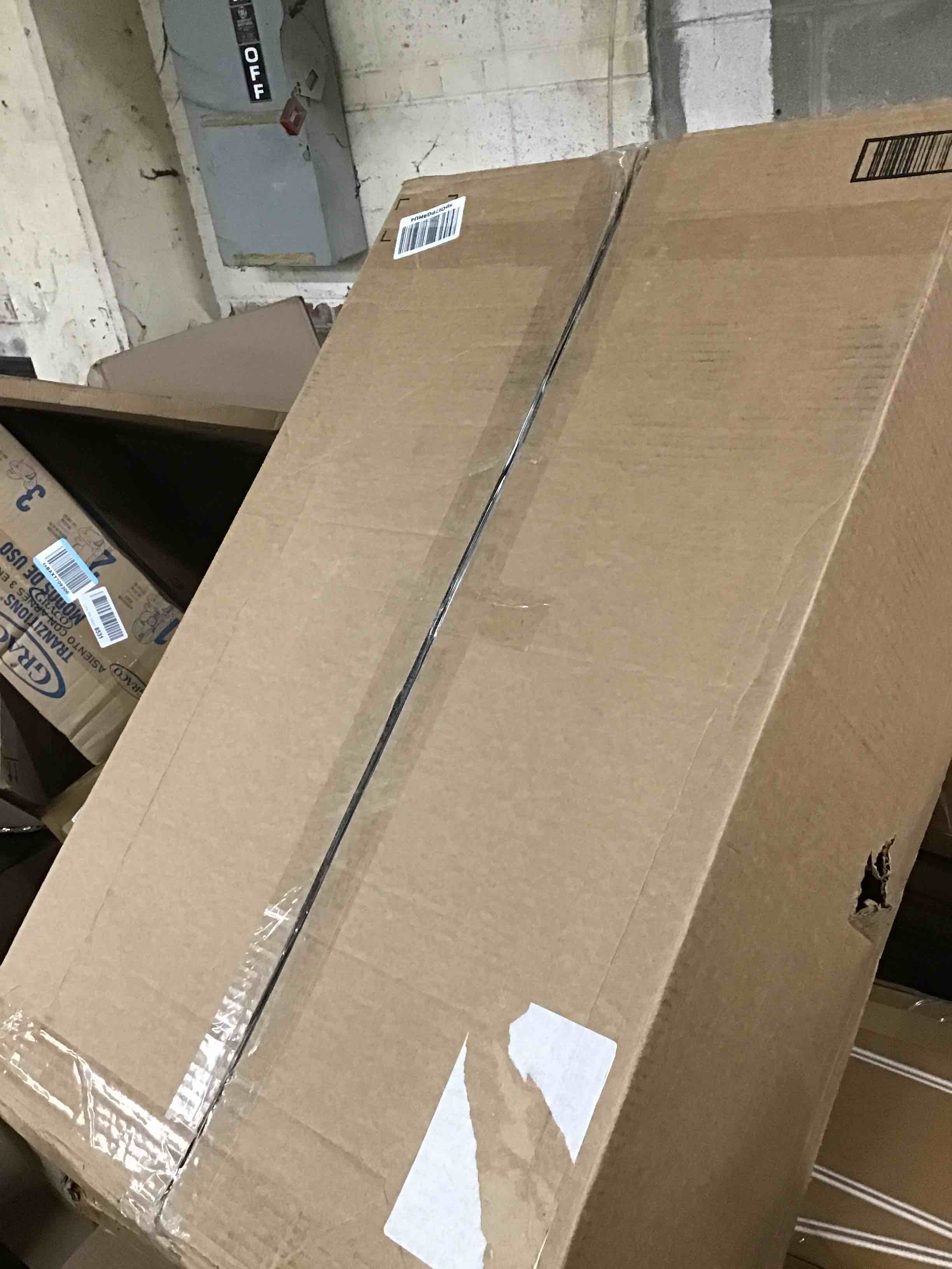 https://s3.amazonaws.com/lotting-images-prod/bidfta/GRN5097342_1721051575341.jpeg