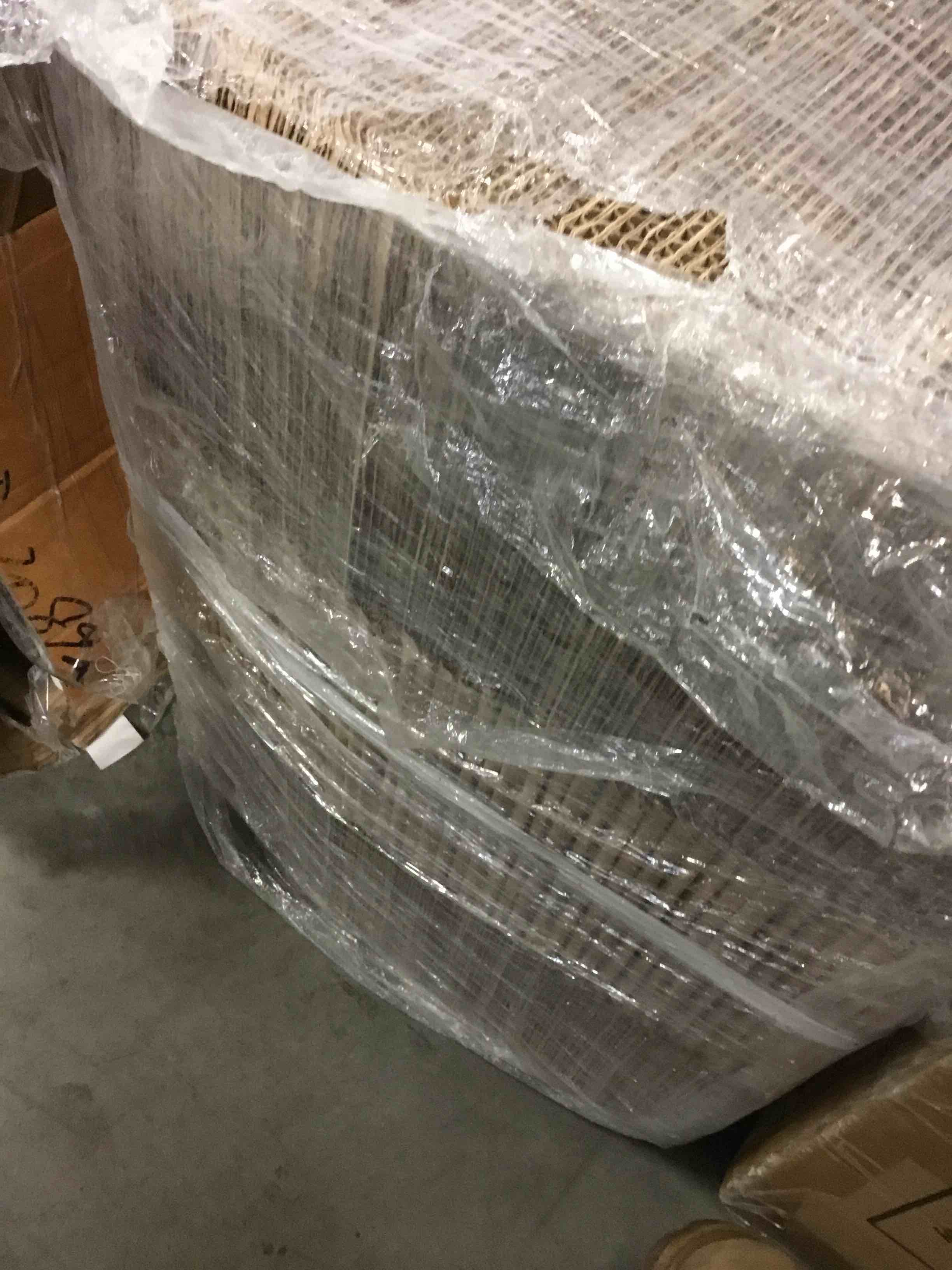 https://s3.amazonaws.com/lotting-images-prod/bidfta/GRN5098388_1707503816137.jpeg