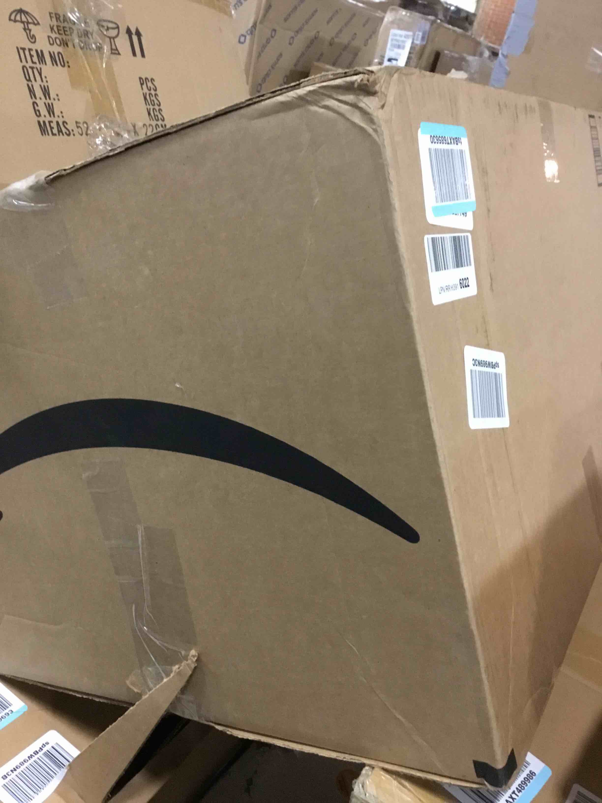 https://s3.amazonaws.com/lotting-images-prod/bidfta/GRN5098421_1707508580333.jpeg